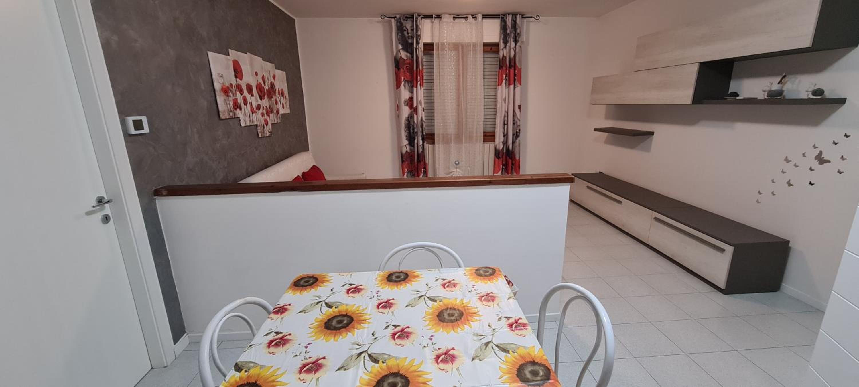 One-Bedroom Apartment - Photo 5
