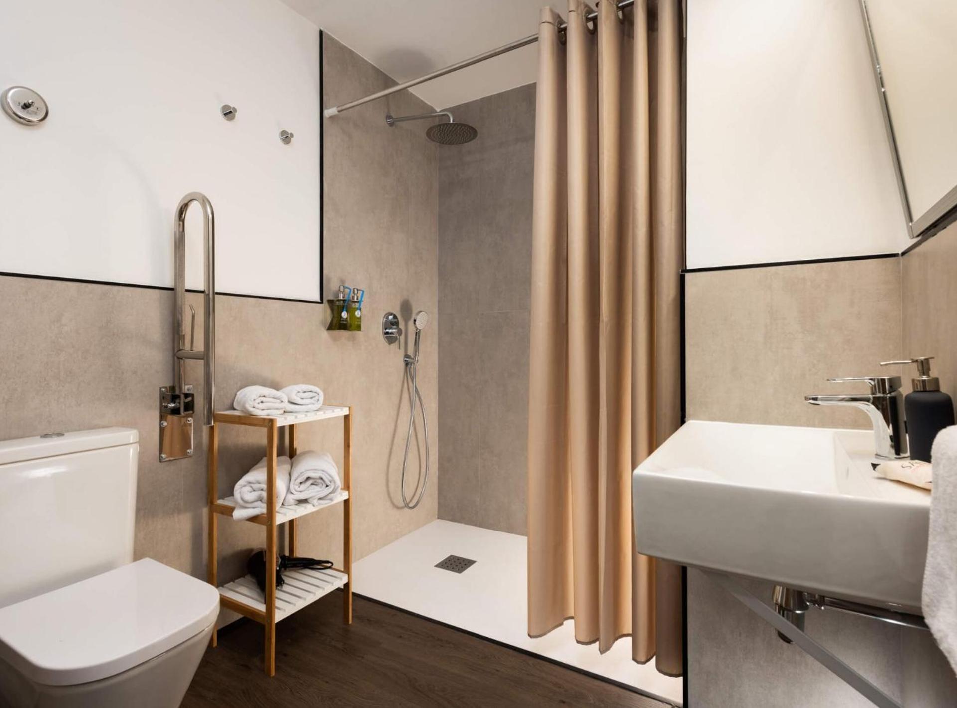Apartment with City view - Ground floor - Photo 9