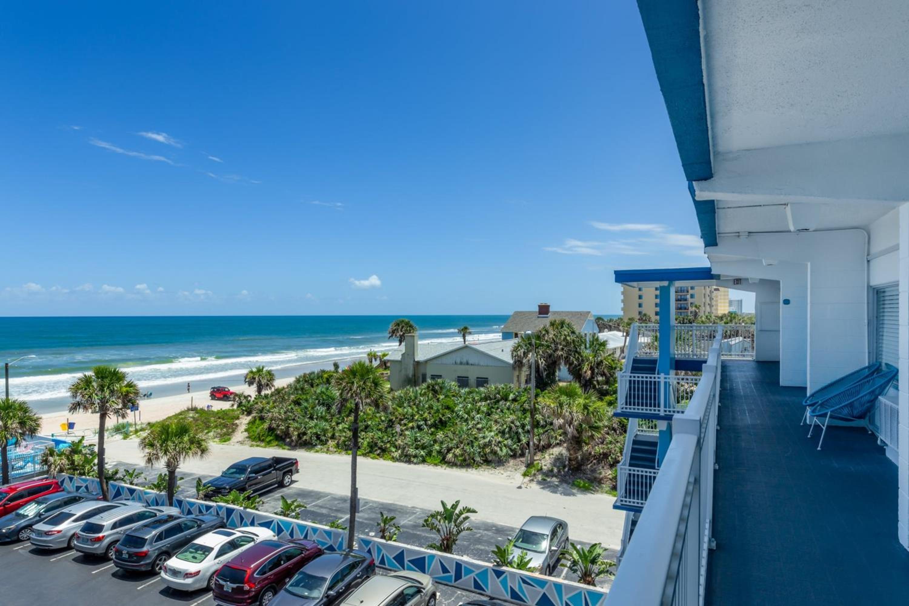 Family Suite with Ocean View photo 2