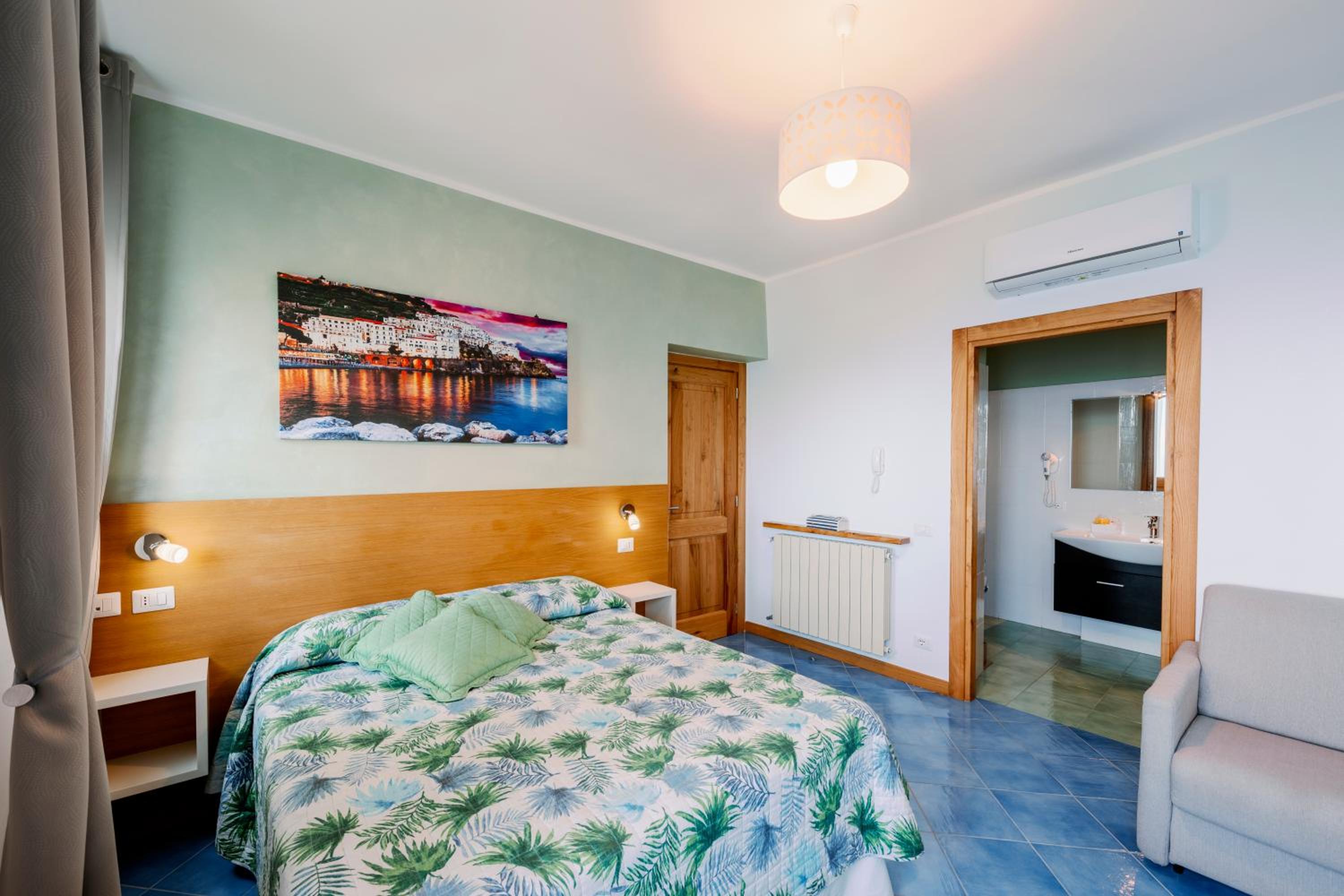 Double Room with Sea View photo 3