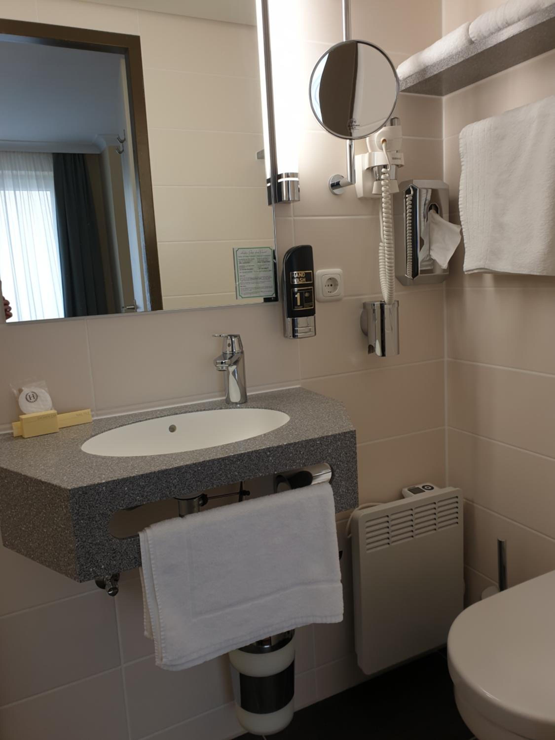Double Or Twin Room With Shower photo 2