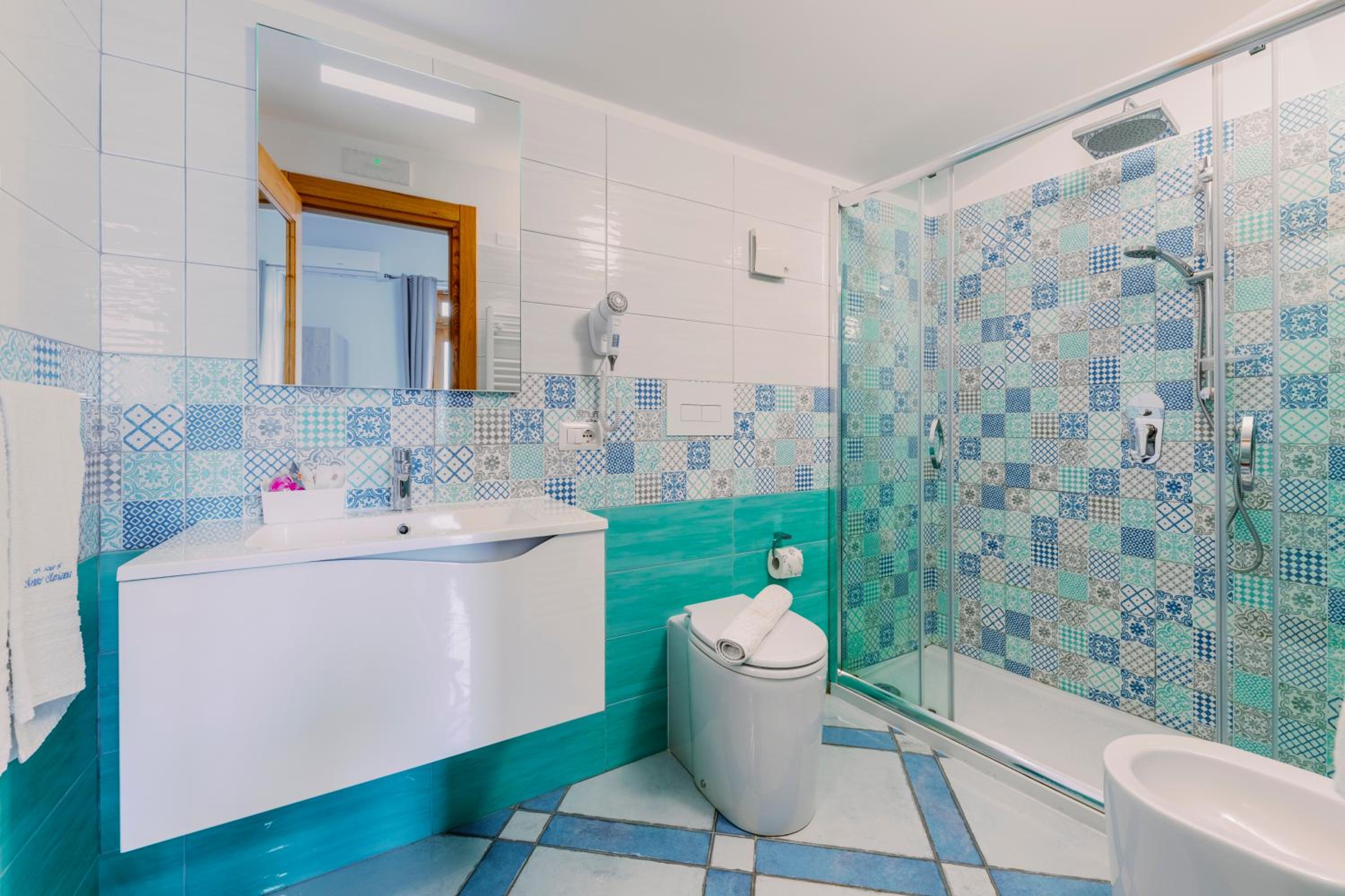 Quadruple Room with Sea View photo 2