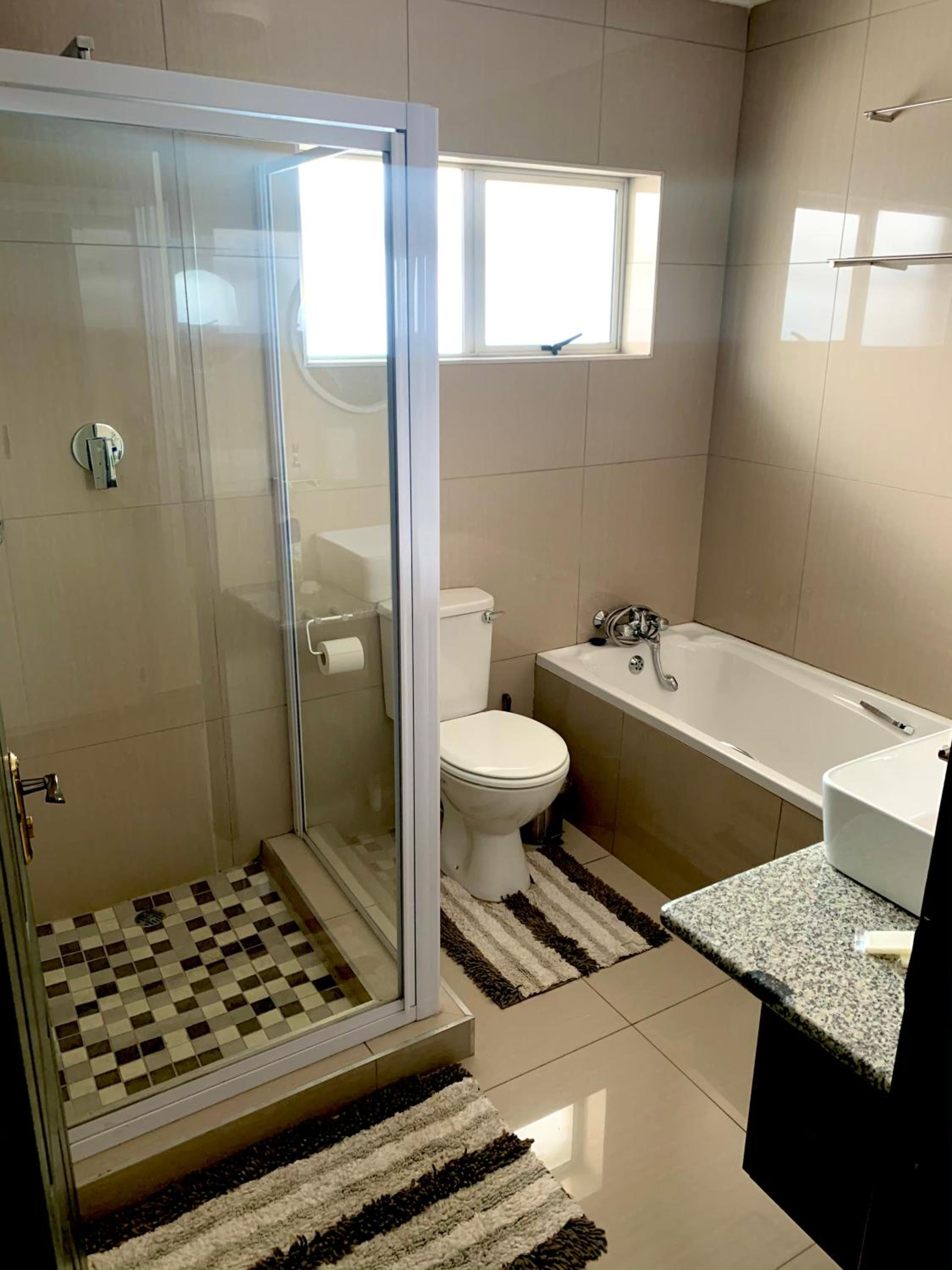 Three-Bedroom Apartment - Photo 11