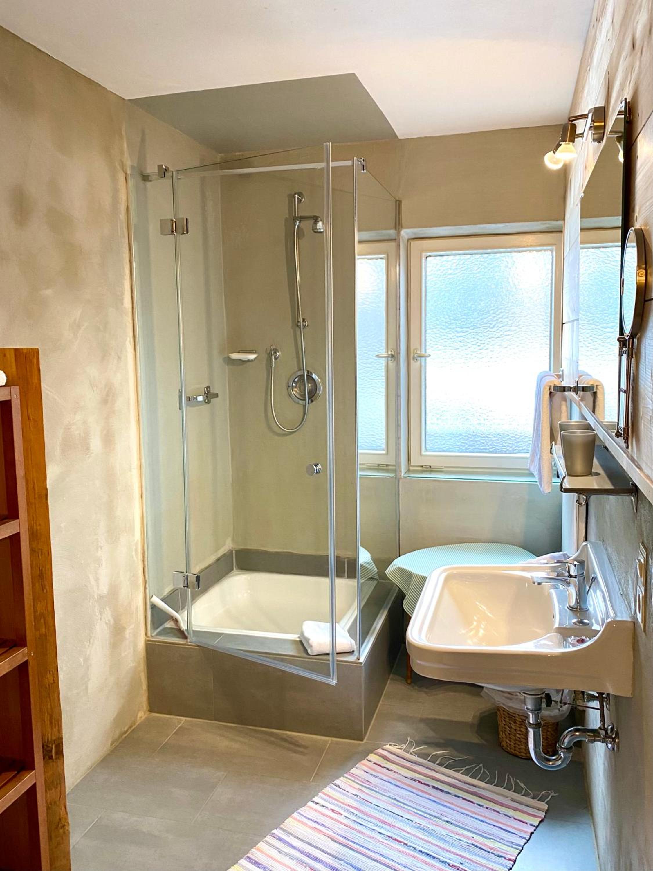 One-Bedroom Apartment (2 Adults) photo 2