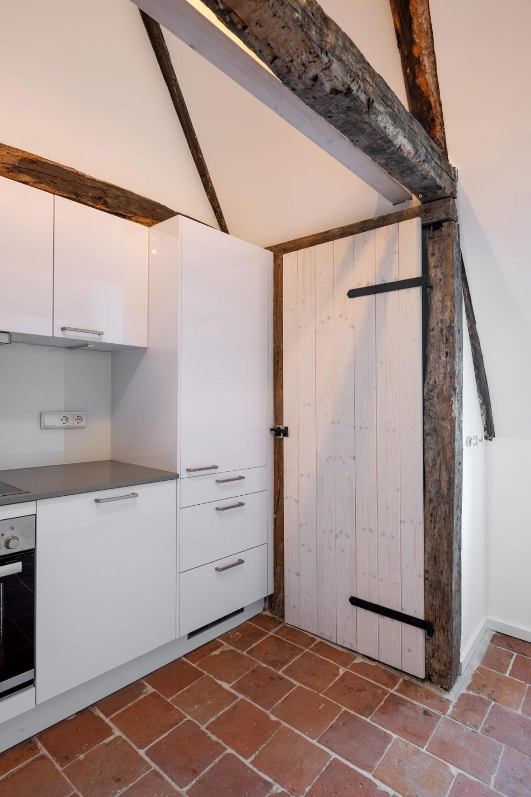 Two-Bedroom Apartment - Photo 19