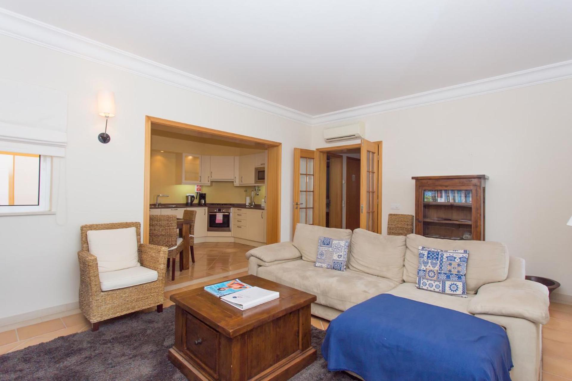 One-Bedroom Apartment With Sea And Funchal View photo 2