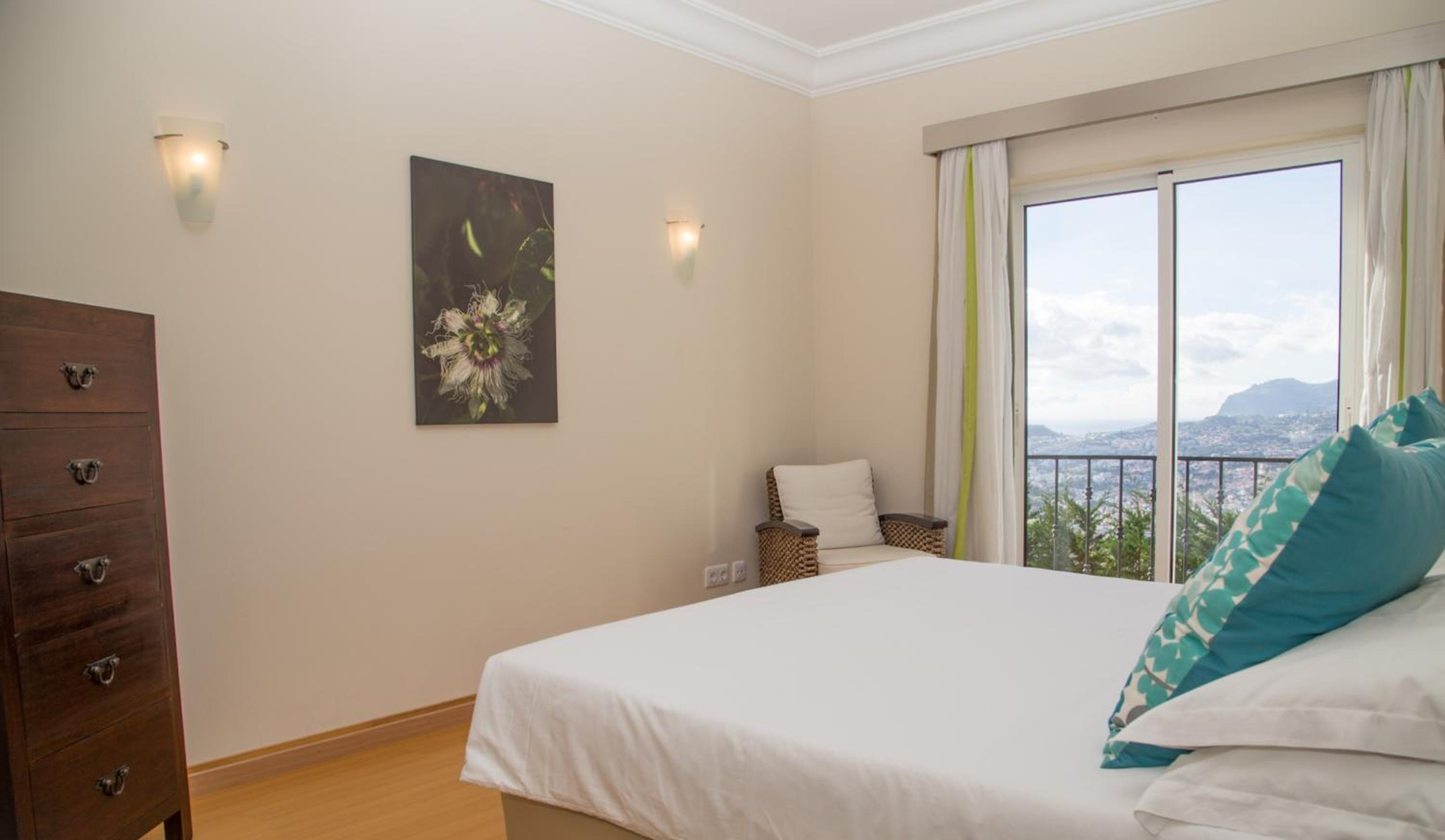 Two-Bedroom Apartment With Sea And Funchal View photo 2