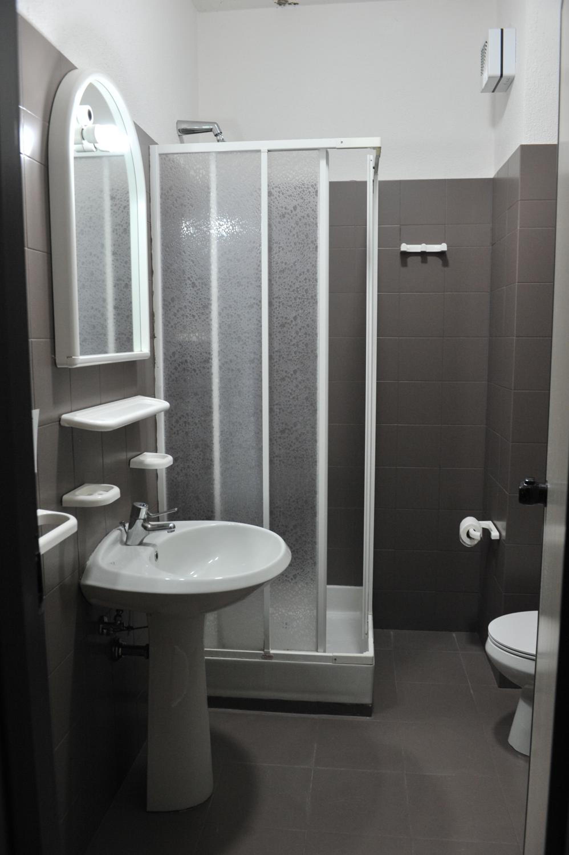 Standard Triple Room photo 3
