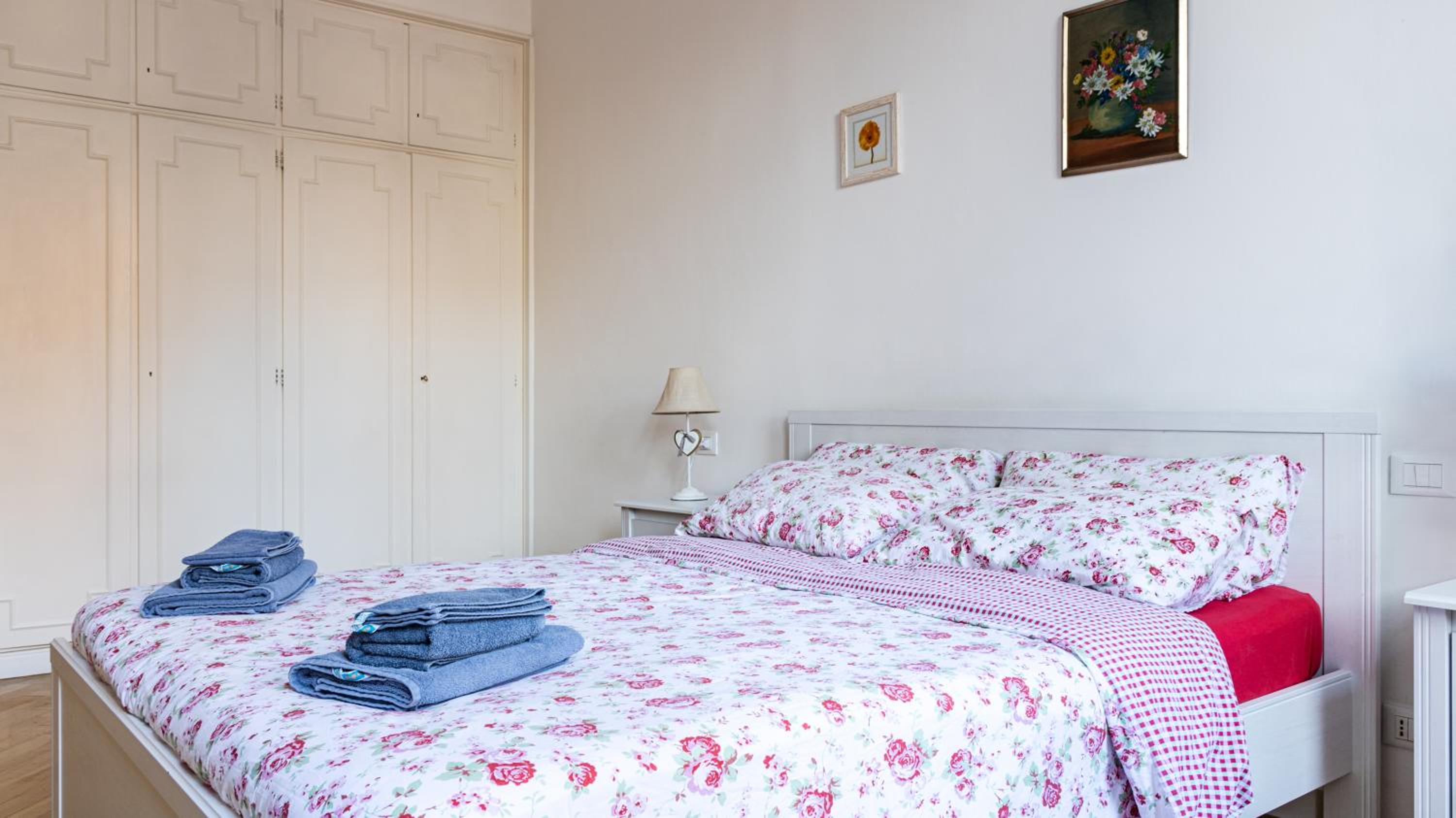 Superior Double Room with Balcony and Shared Bathroom photo 1