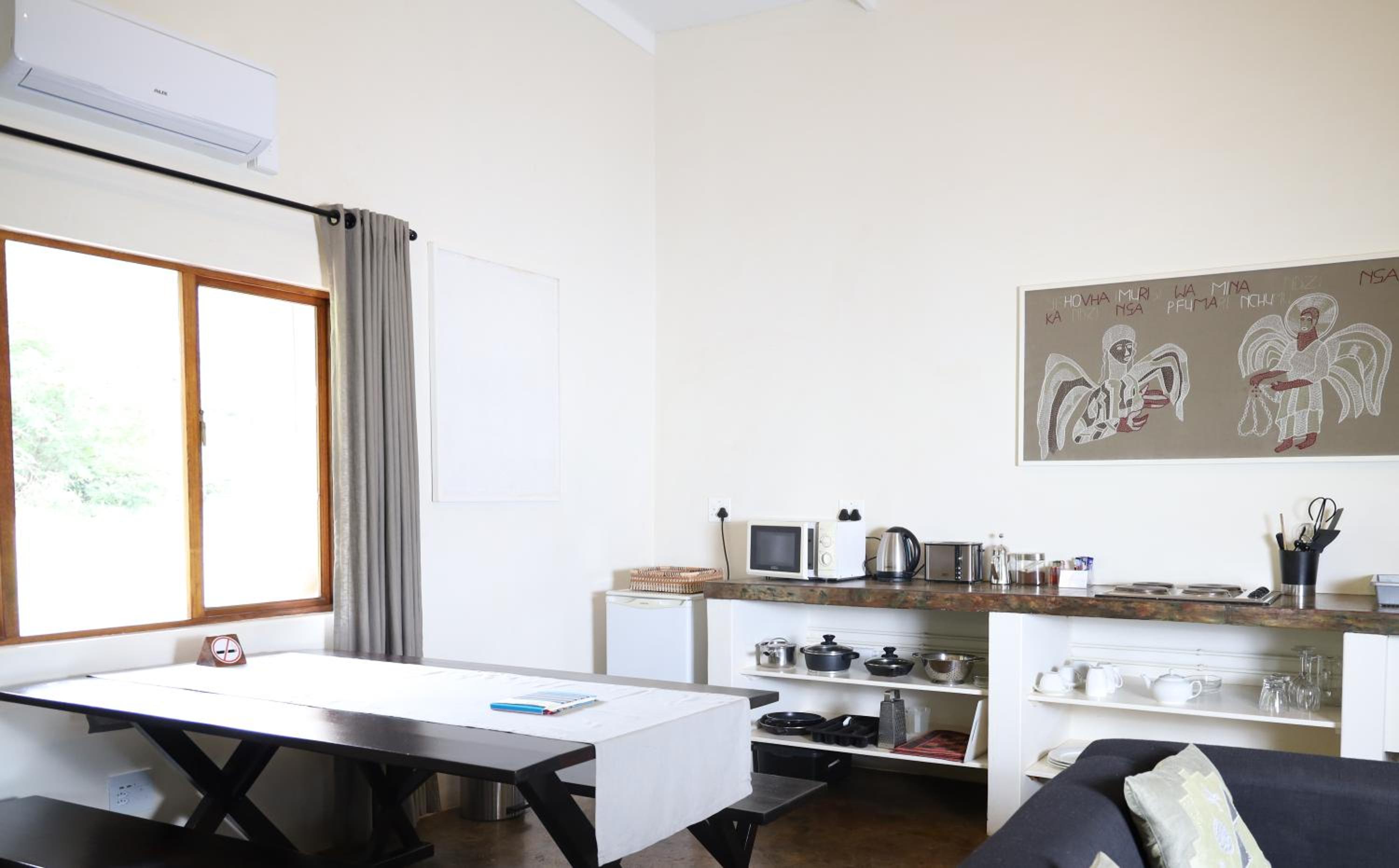 Suite - Photo 4