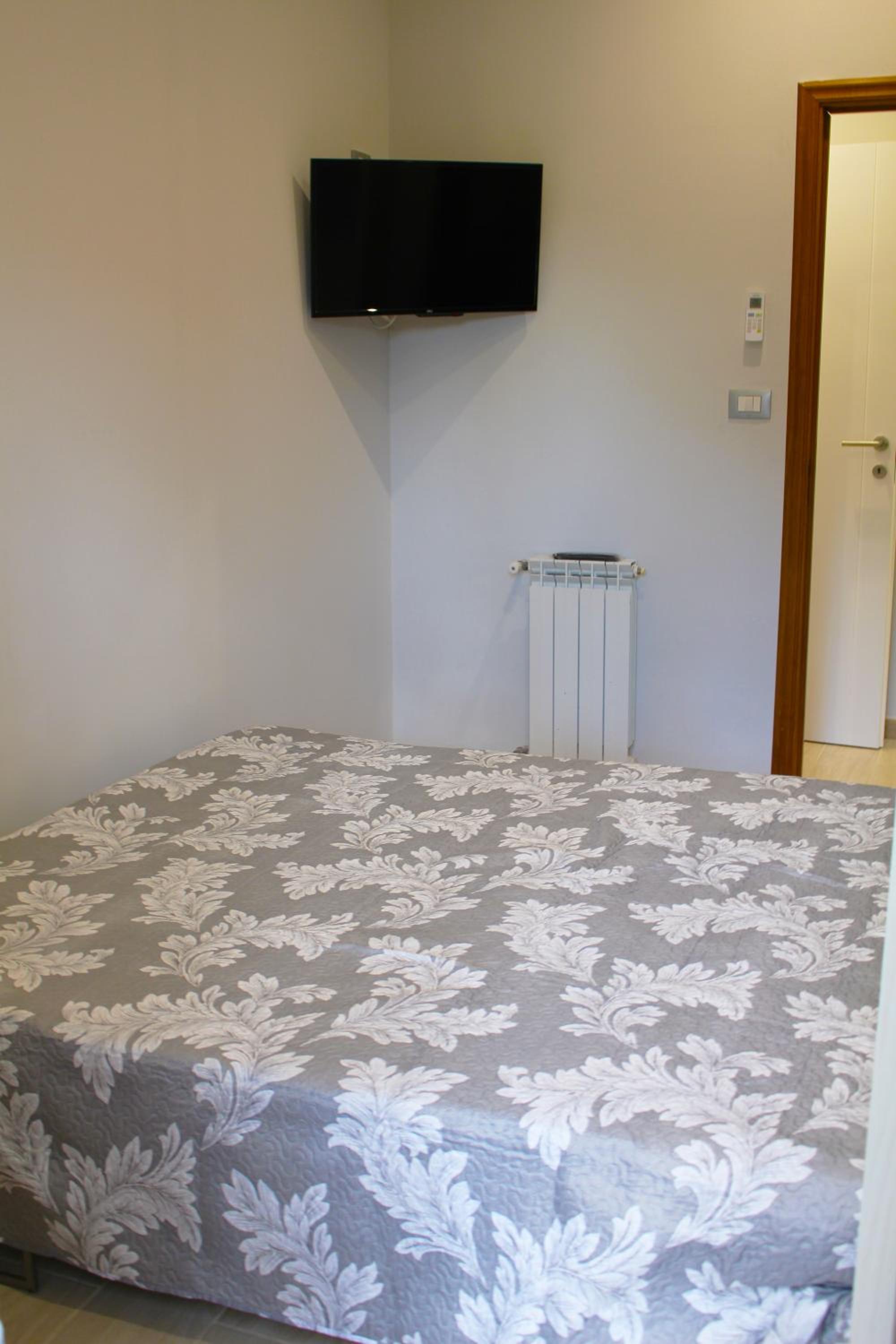 One-Bedroom House photo 1