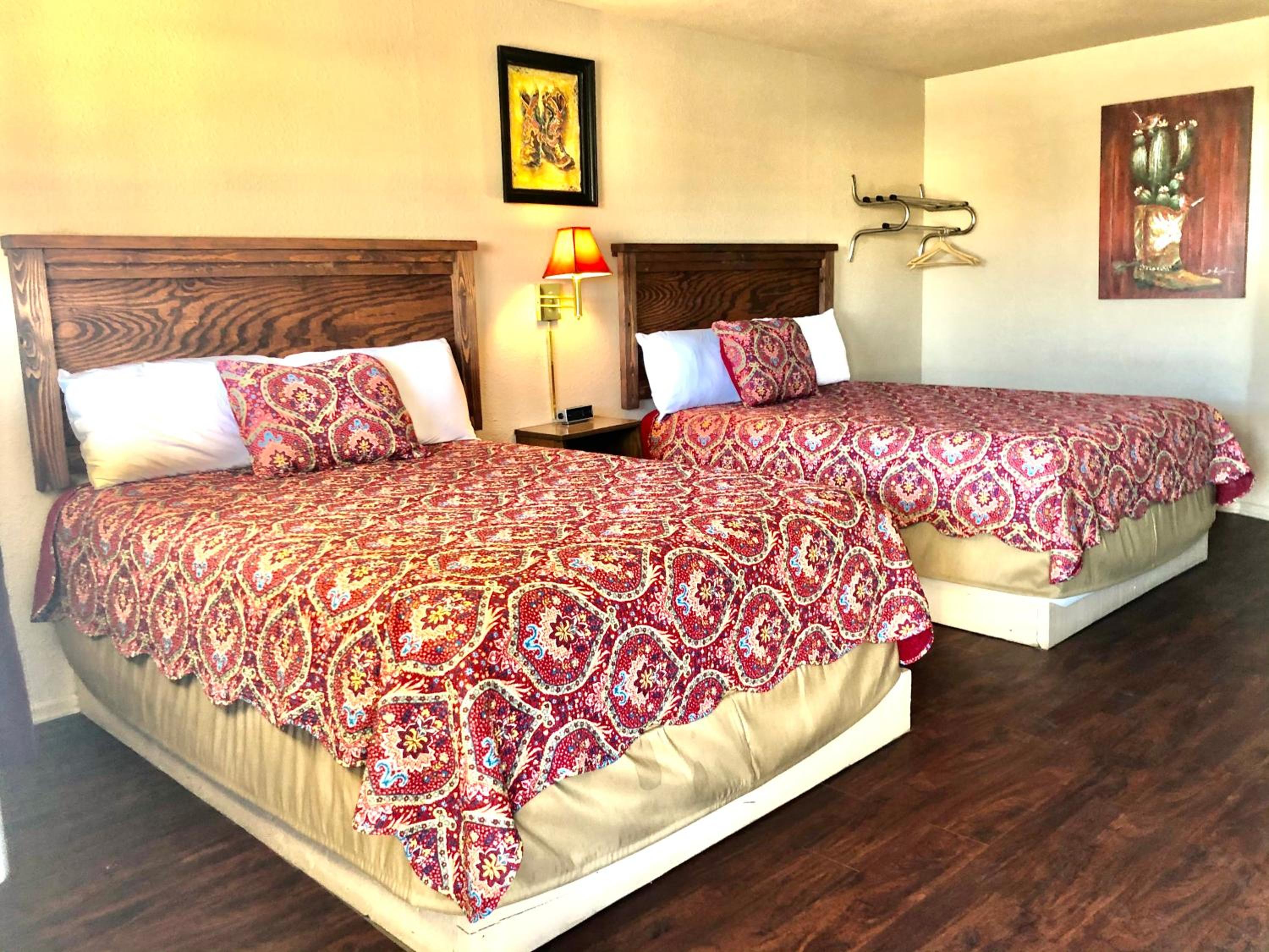 Queen Double Room - Photo 1