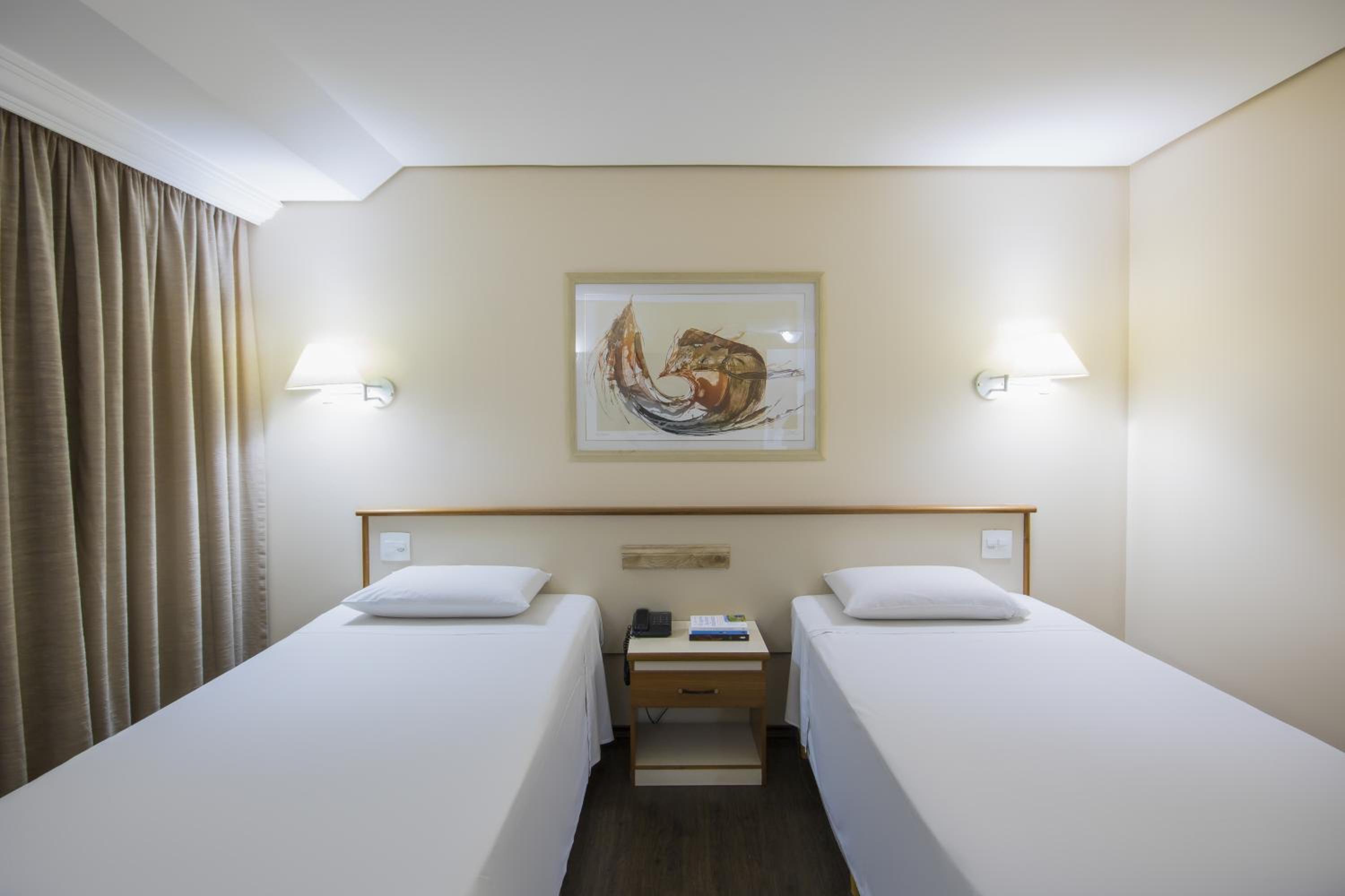 Standard Twin Room photo 3