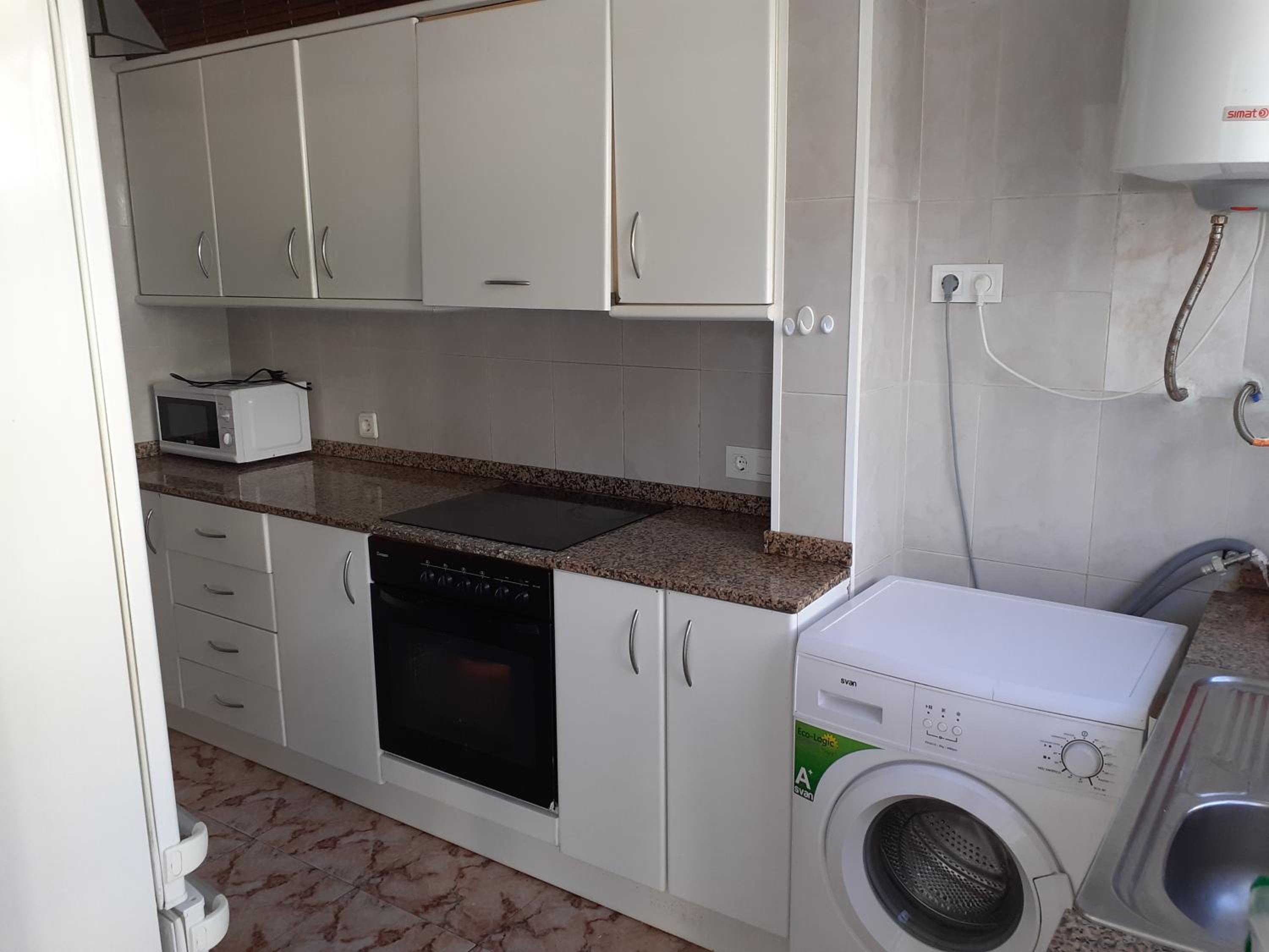 Apartment with Sea View - Photo 14