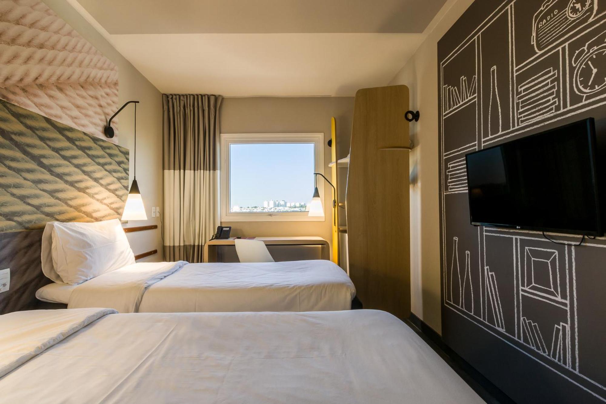 Standard Twin Room - Photo 2