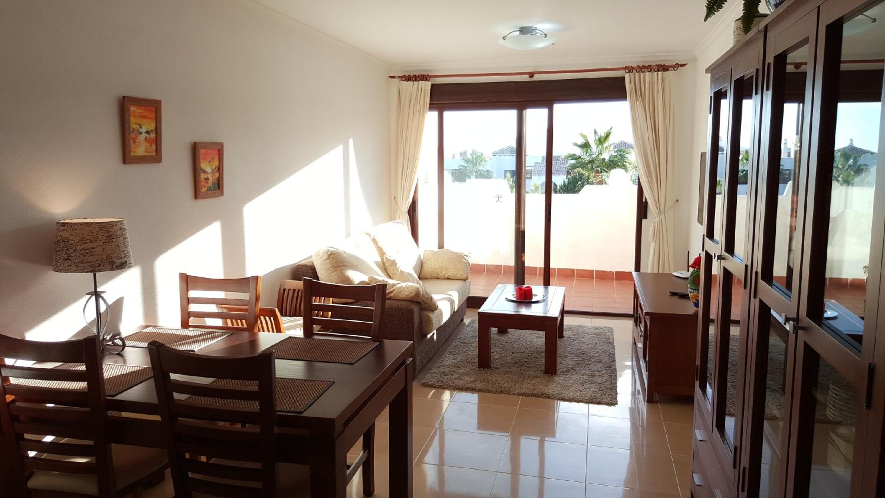 Apartment with Pool View 