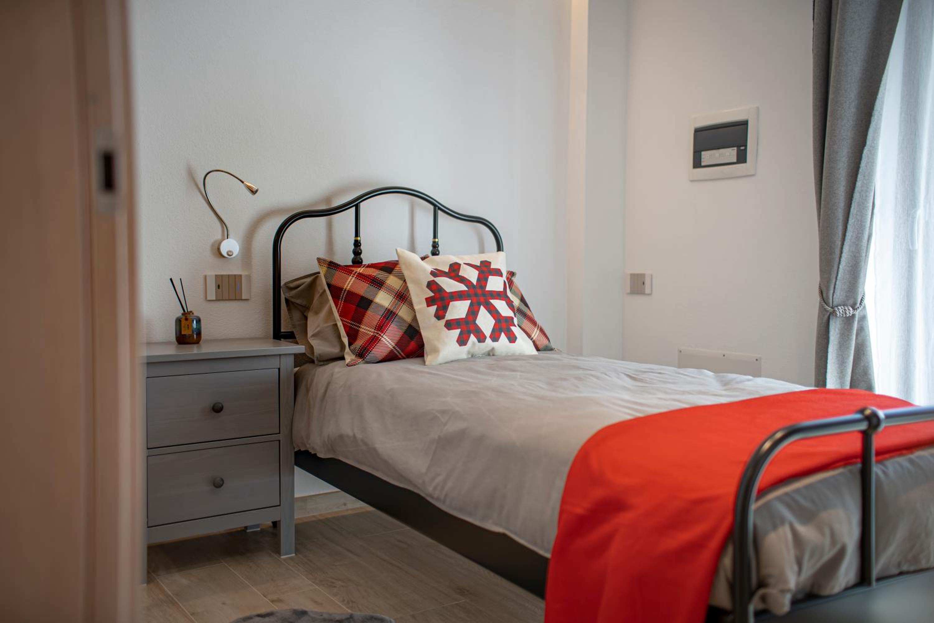 Single Room photo 3