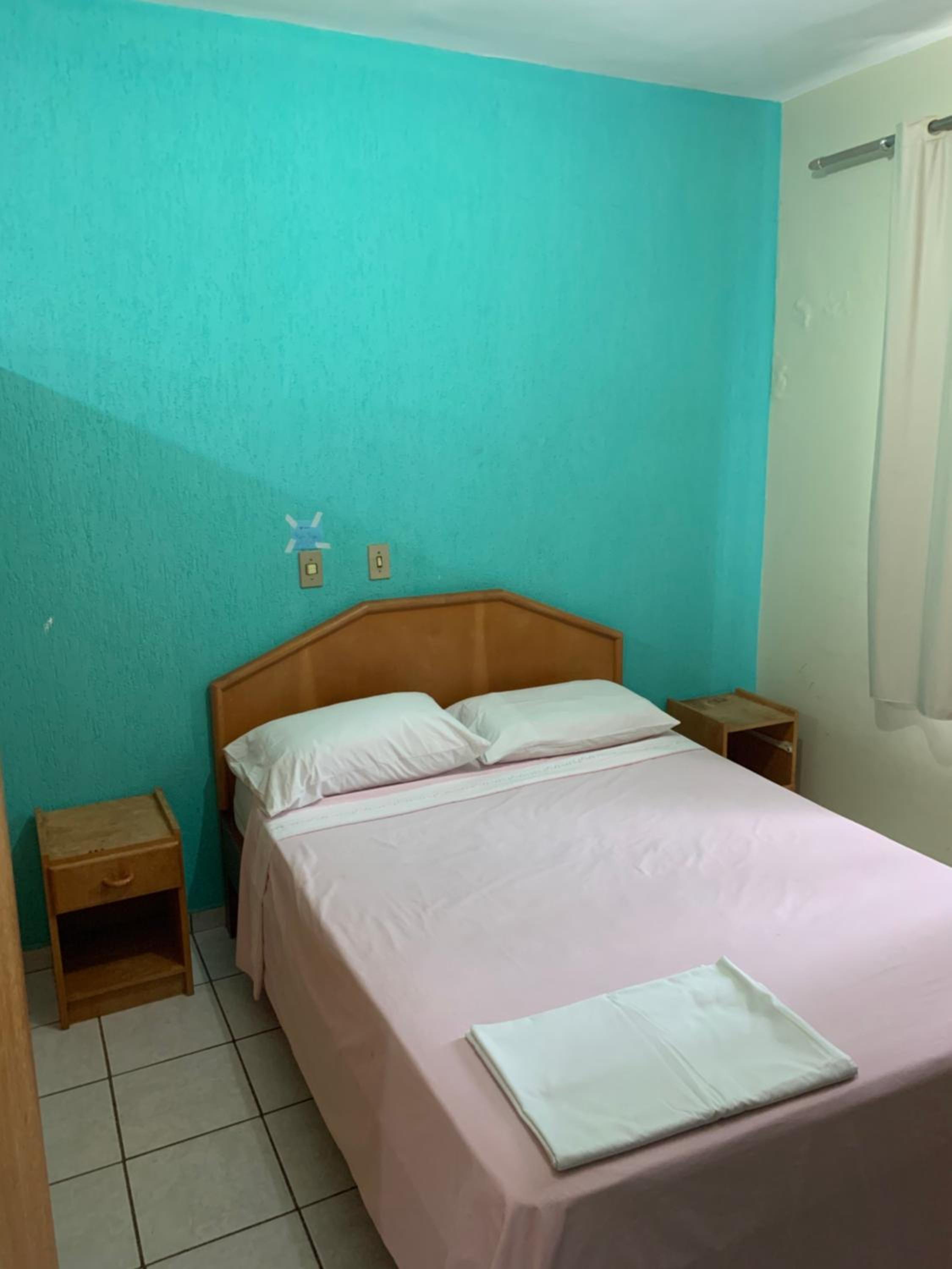One-Bedroom Apartment - Photo 12