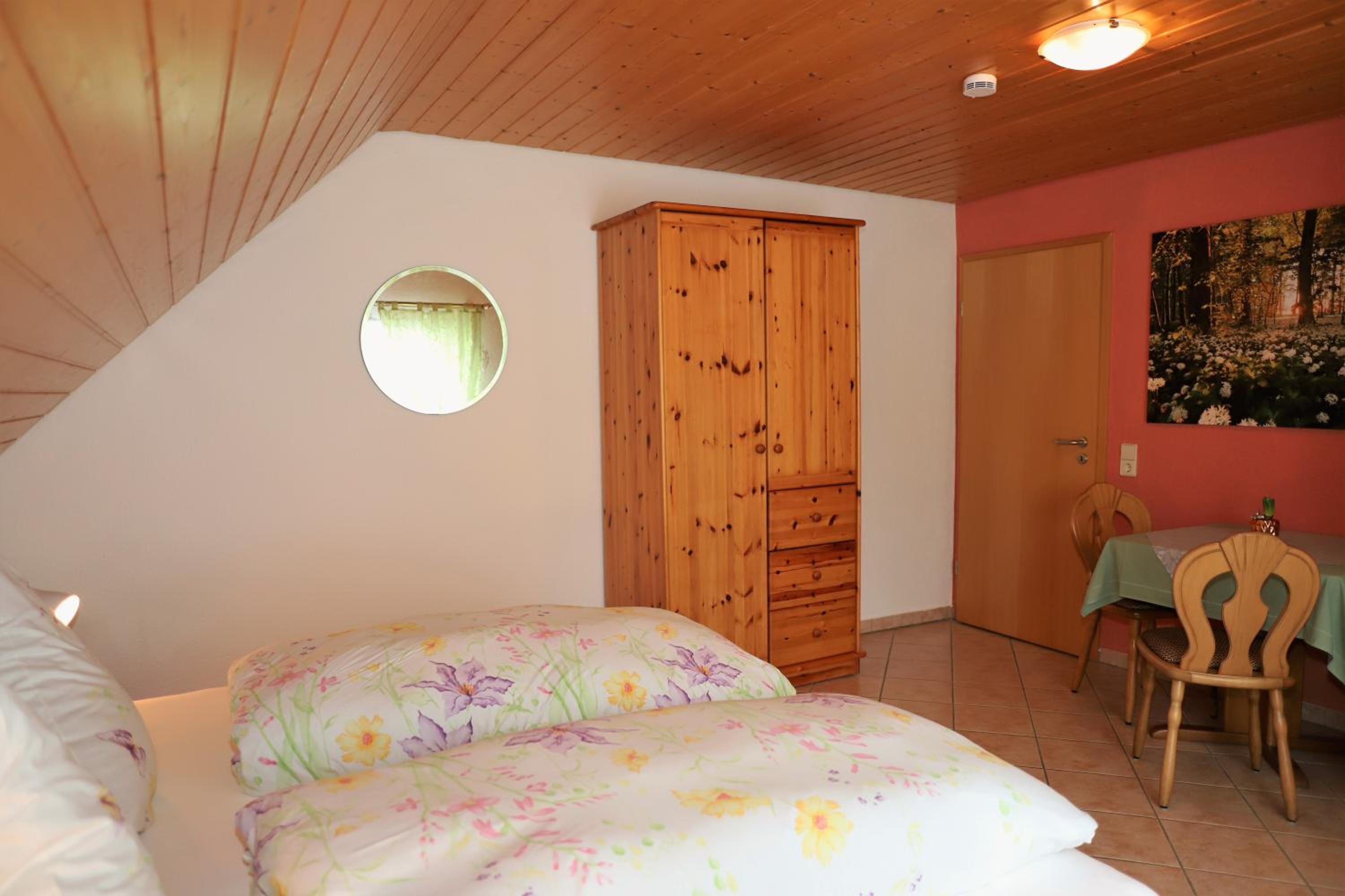 Two-Bedroom Apartment - Photo 6
