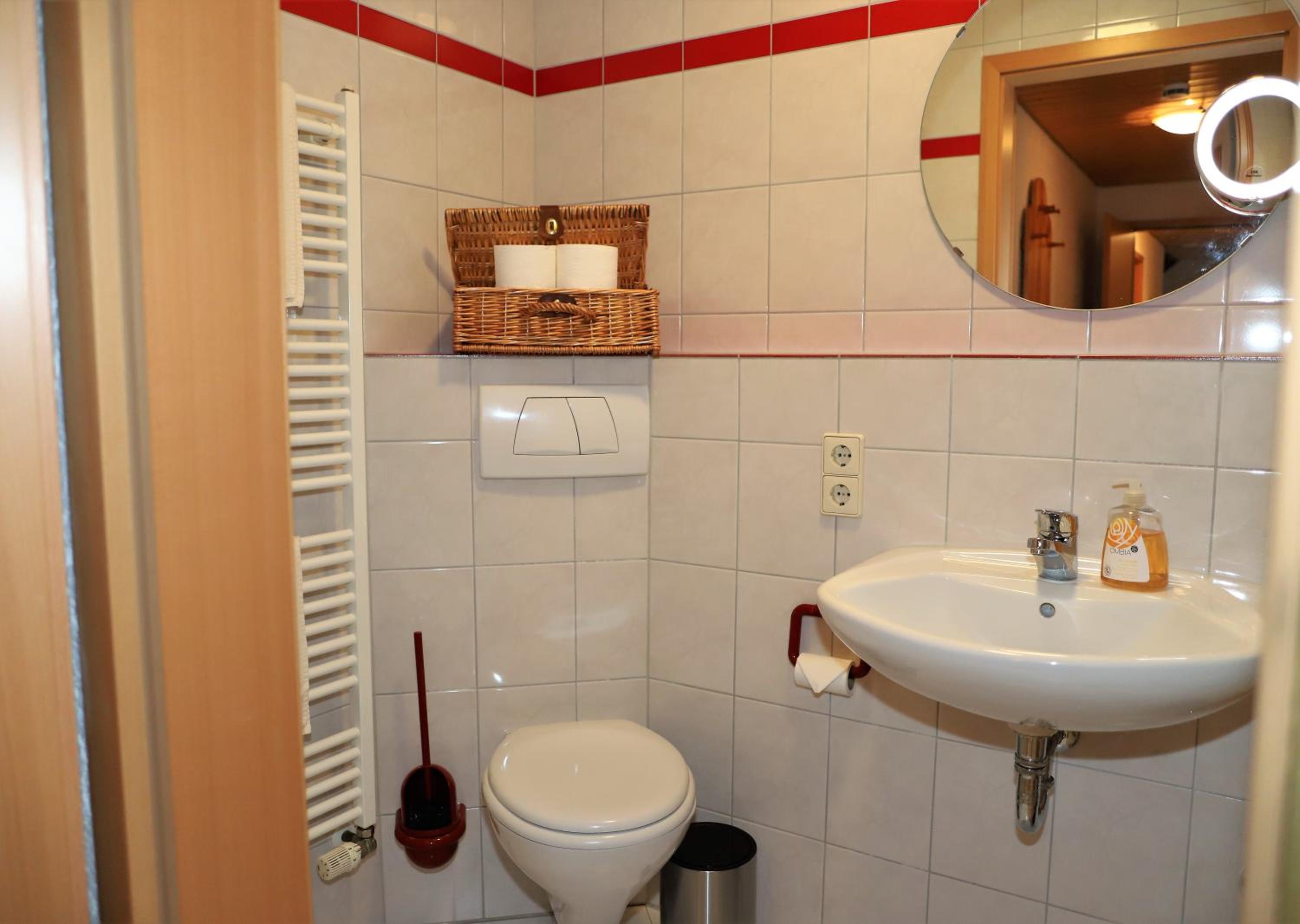 Two-Bedroom Apartment - Photo 9