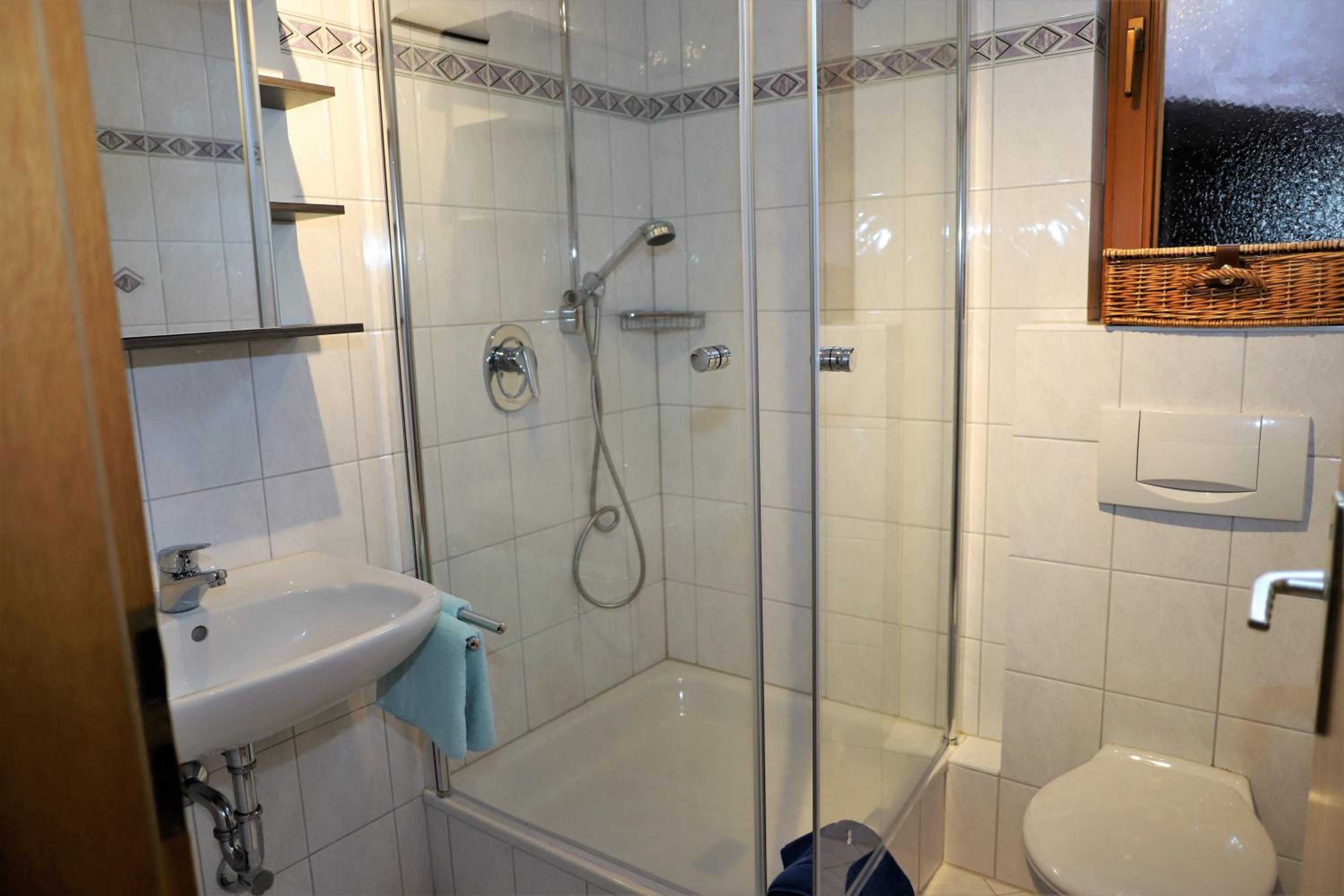 Double Room with Garden View - Photo 36