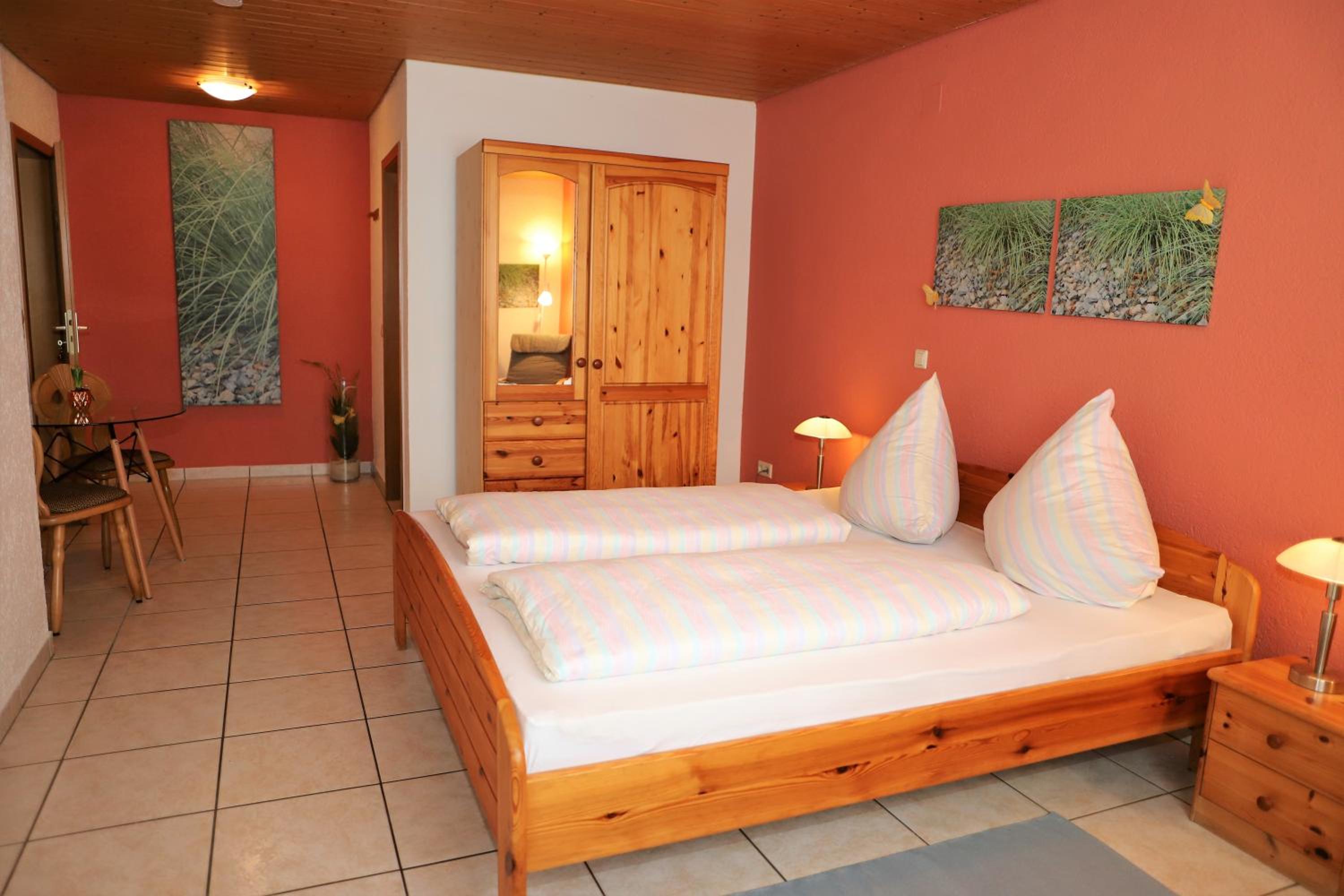 Double Room with Garden View - Photo 25