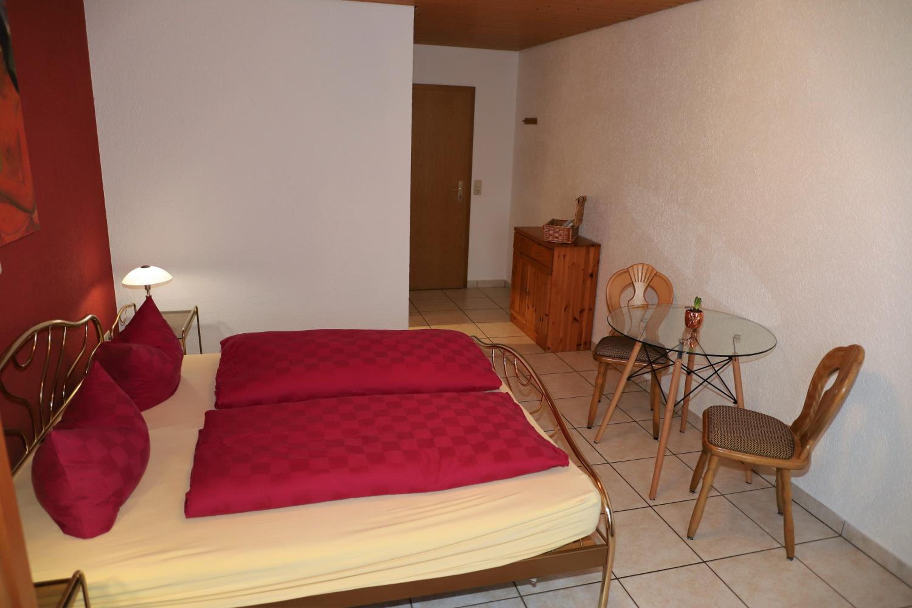 Double Room with Garden View - Photo 17