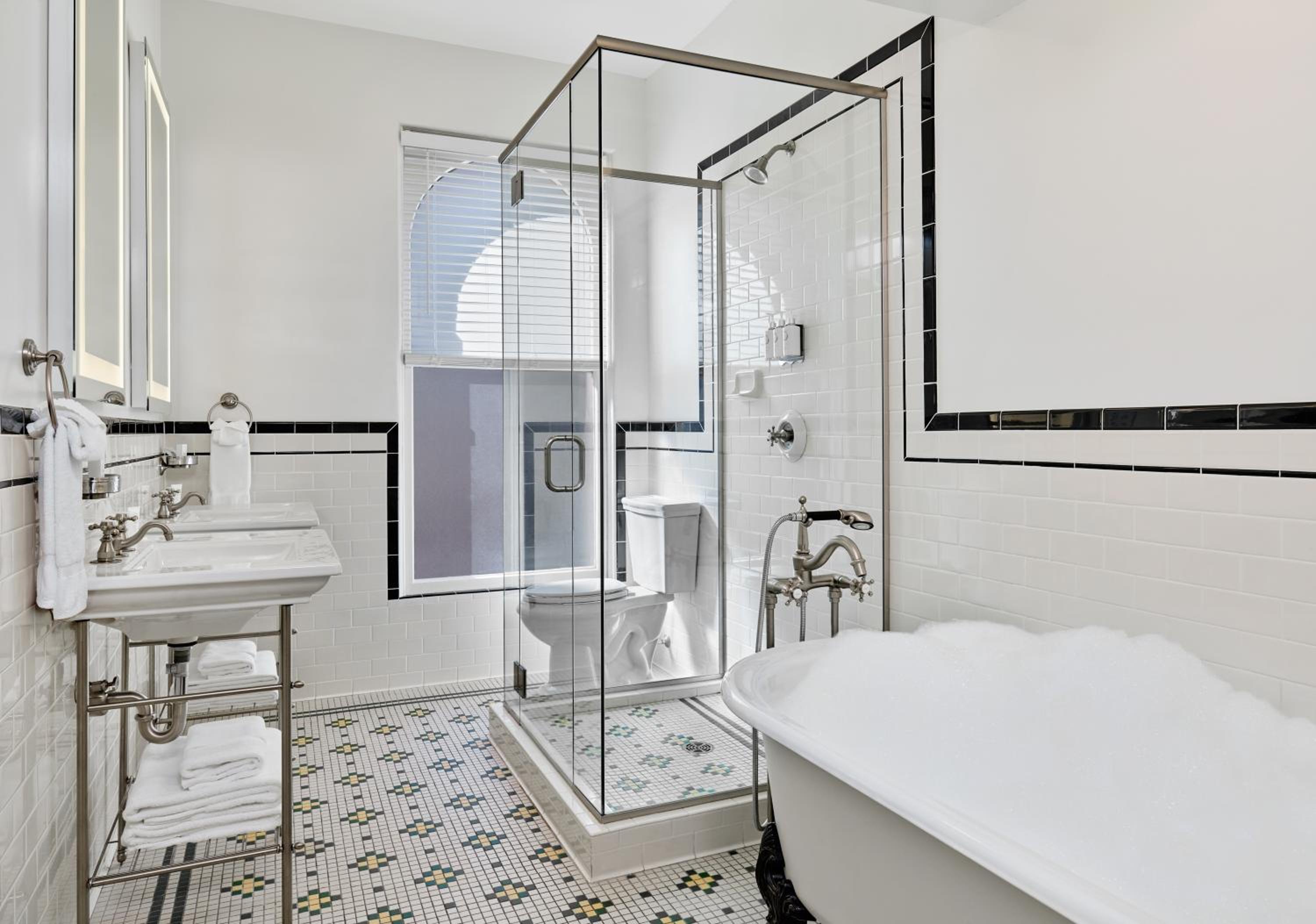Deluxe Double Room with Bath