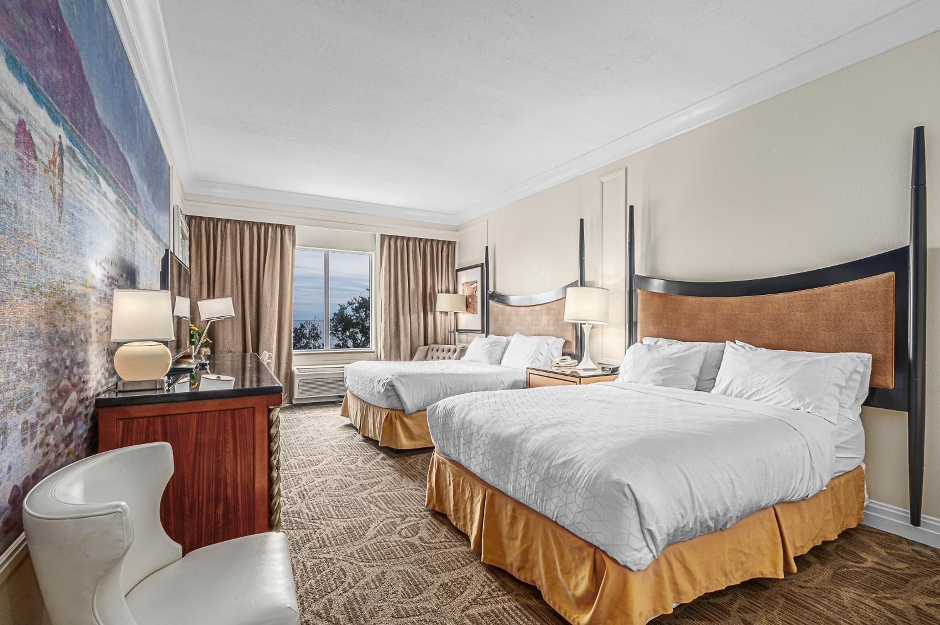 2 Queen Beds Gulfside photo 1