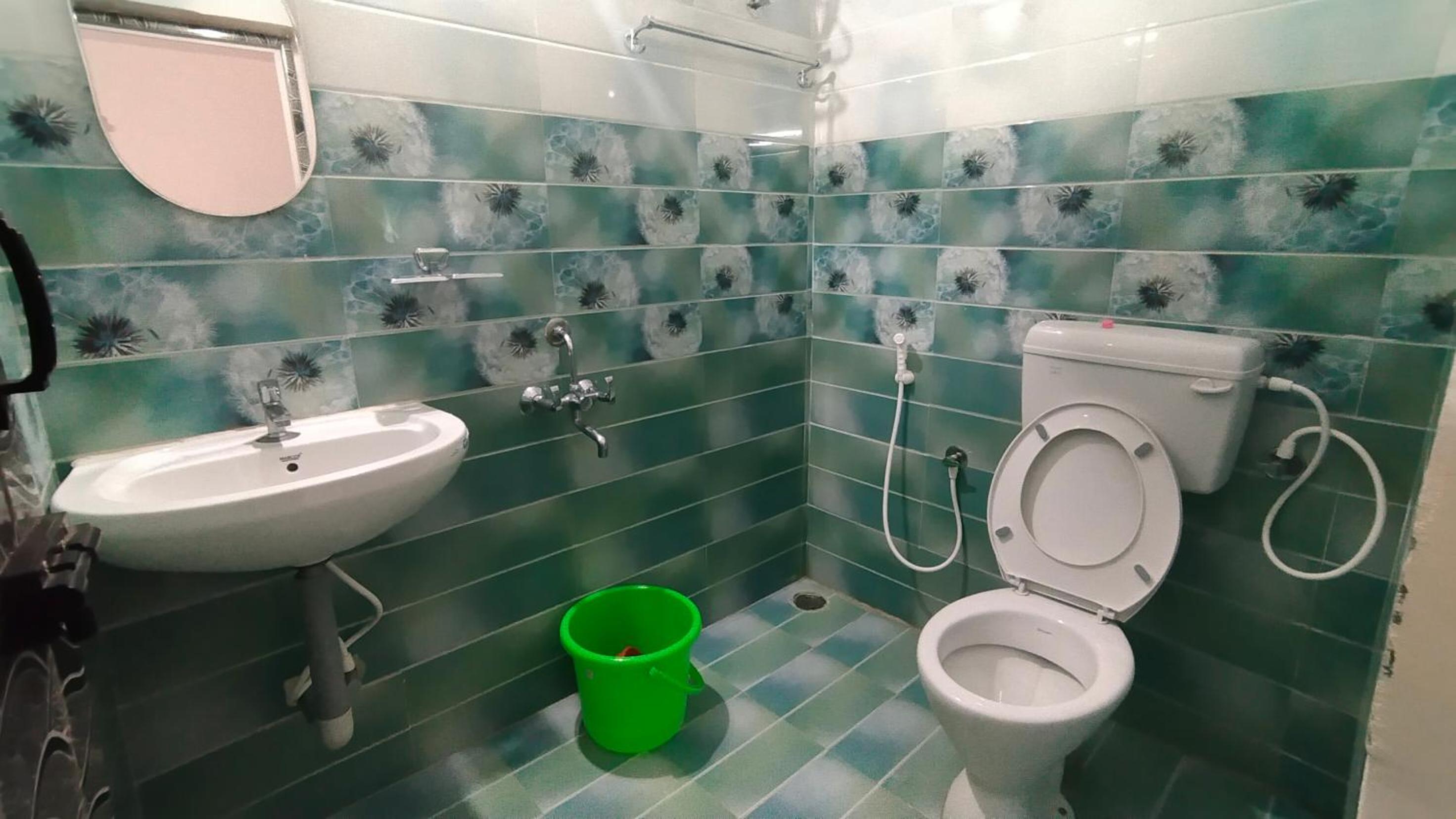 Deluxe Junior Suite photo 2