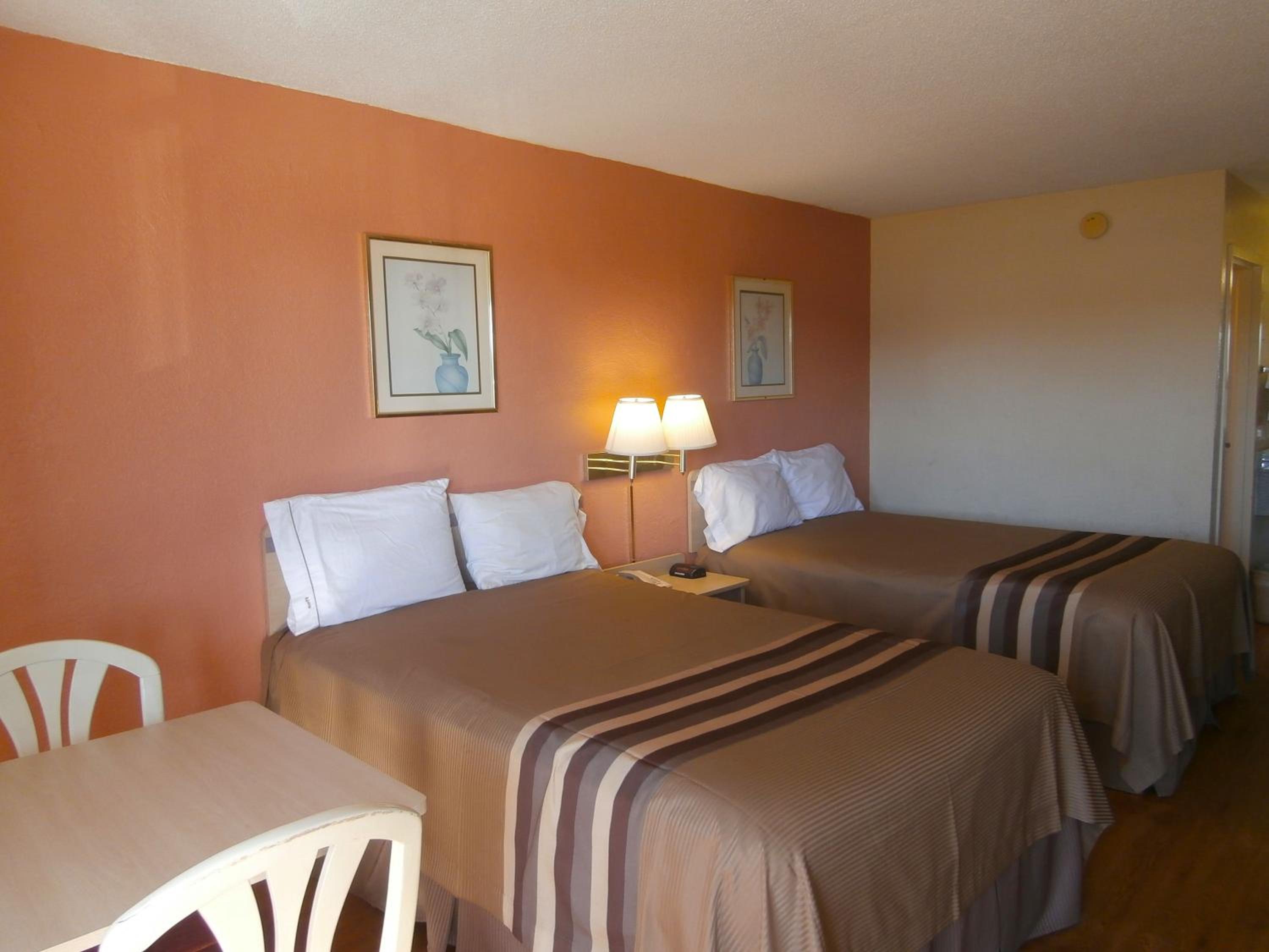 Double Room with Two Double Beds - Non-Smoking - Photo 1