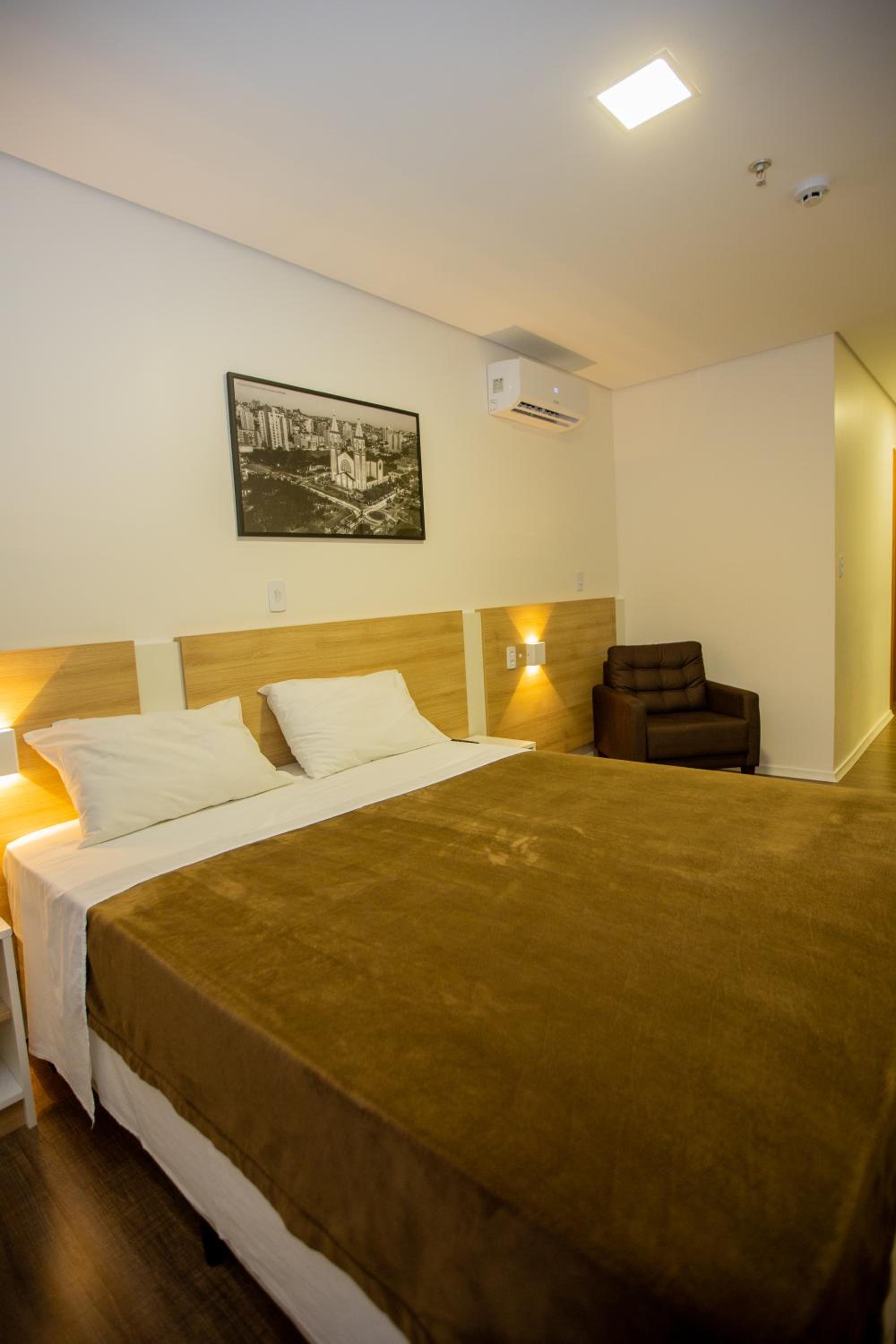 Standard Double Suite - Photo 7