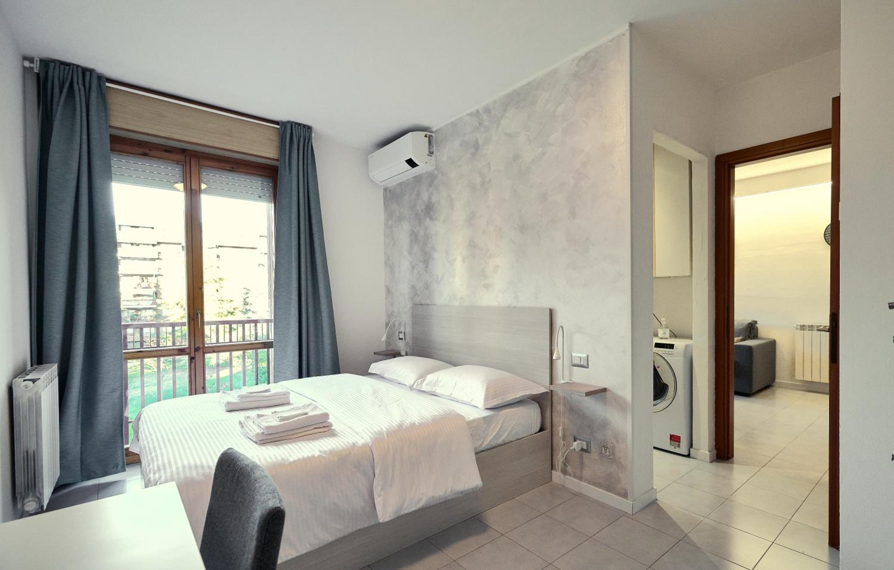 Apartment with Balcony