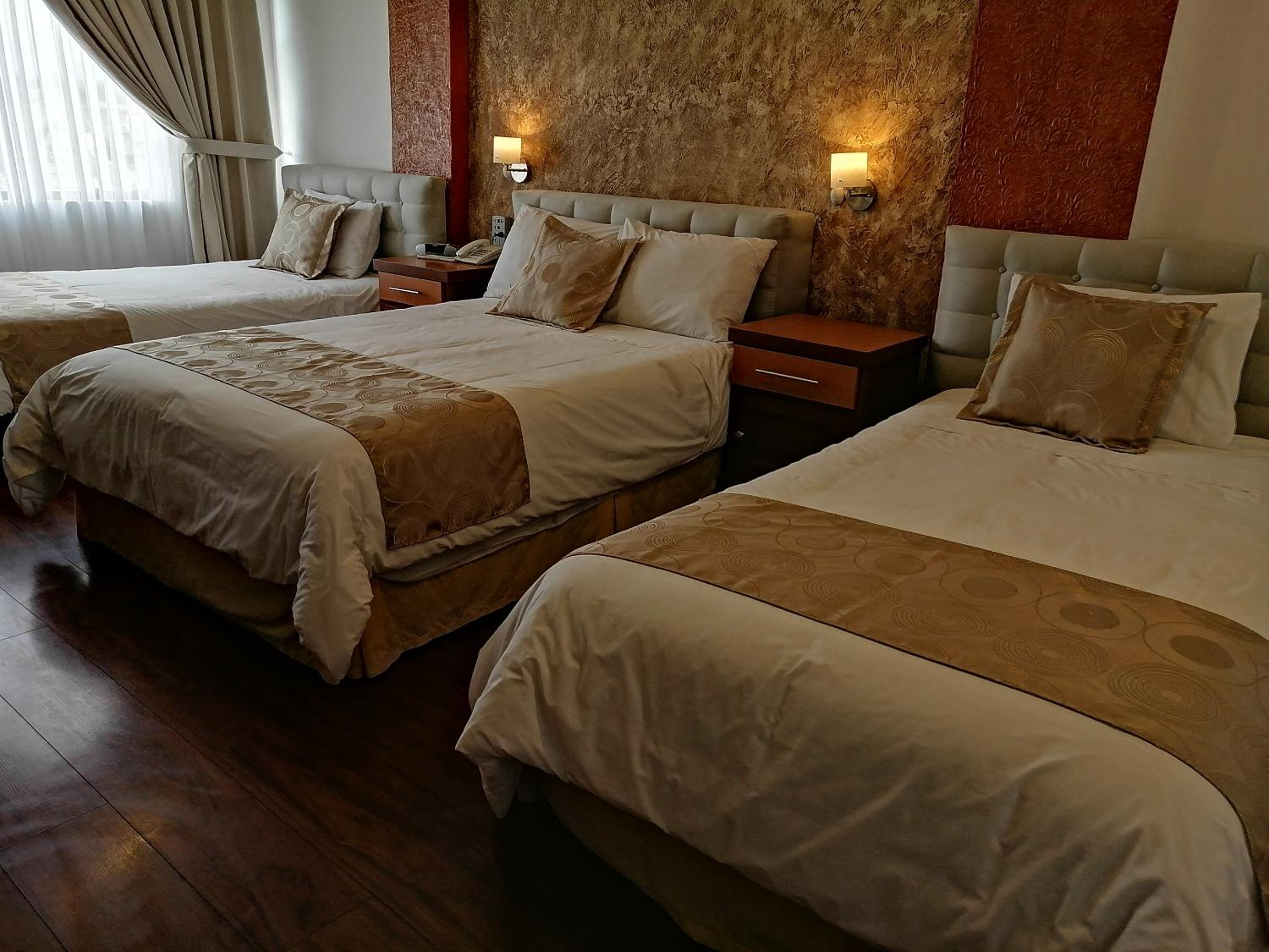 Triple Room