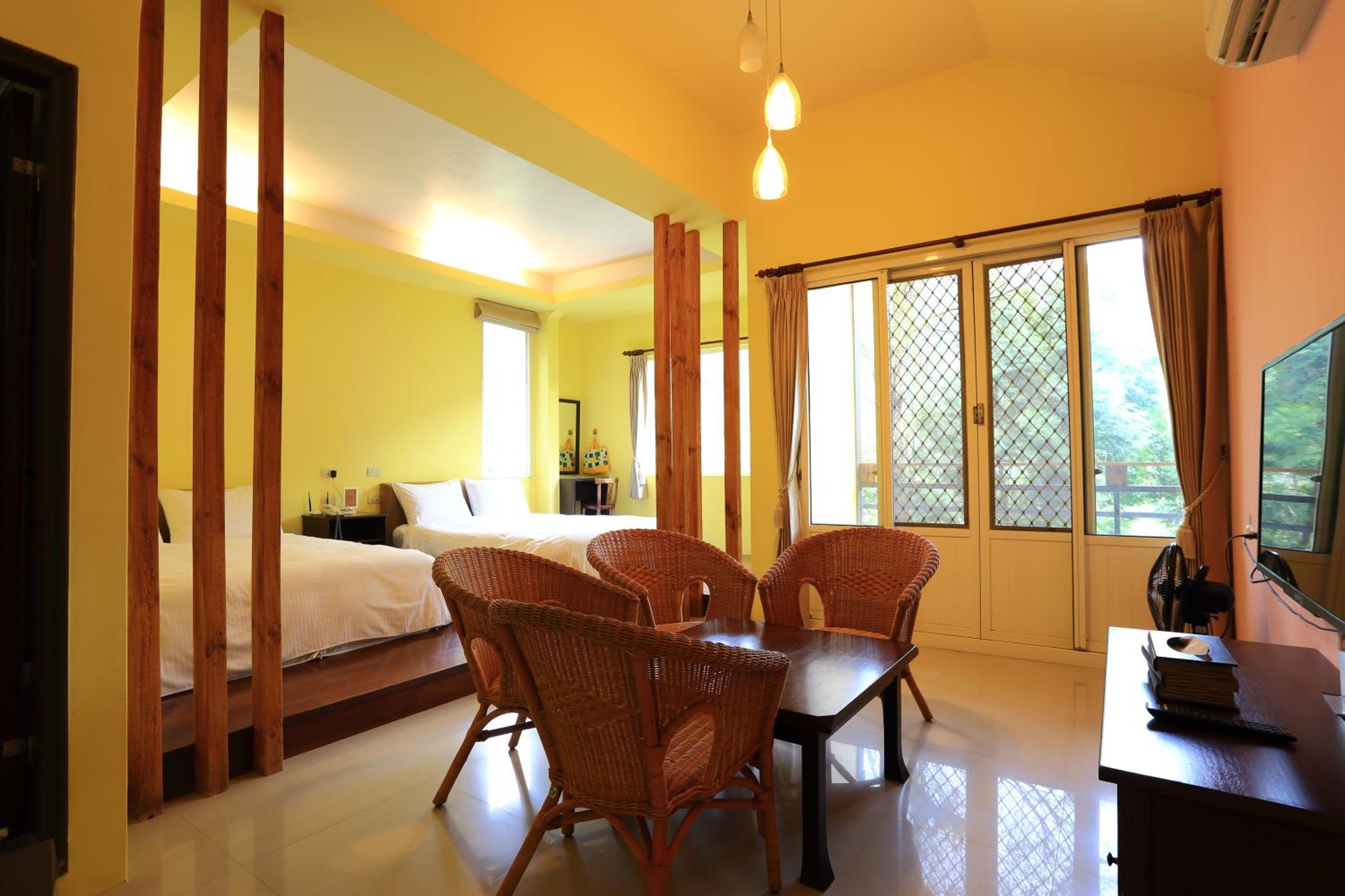 Quadruple Room with Balcony photo 1