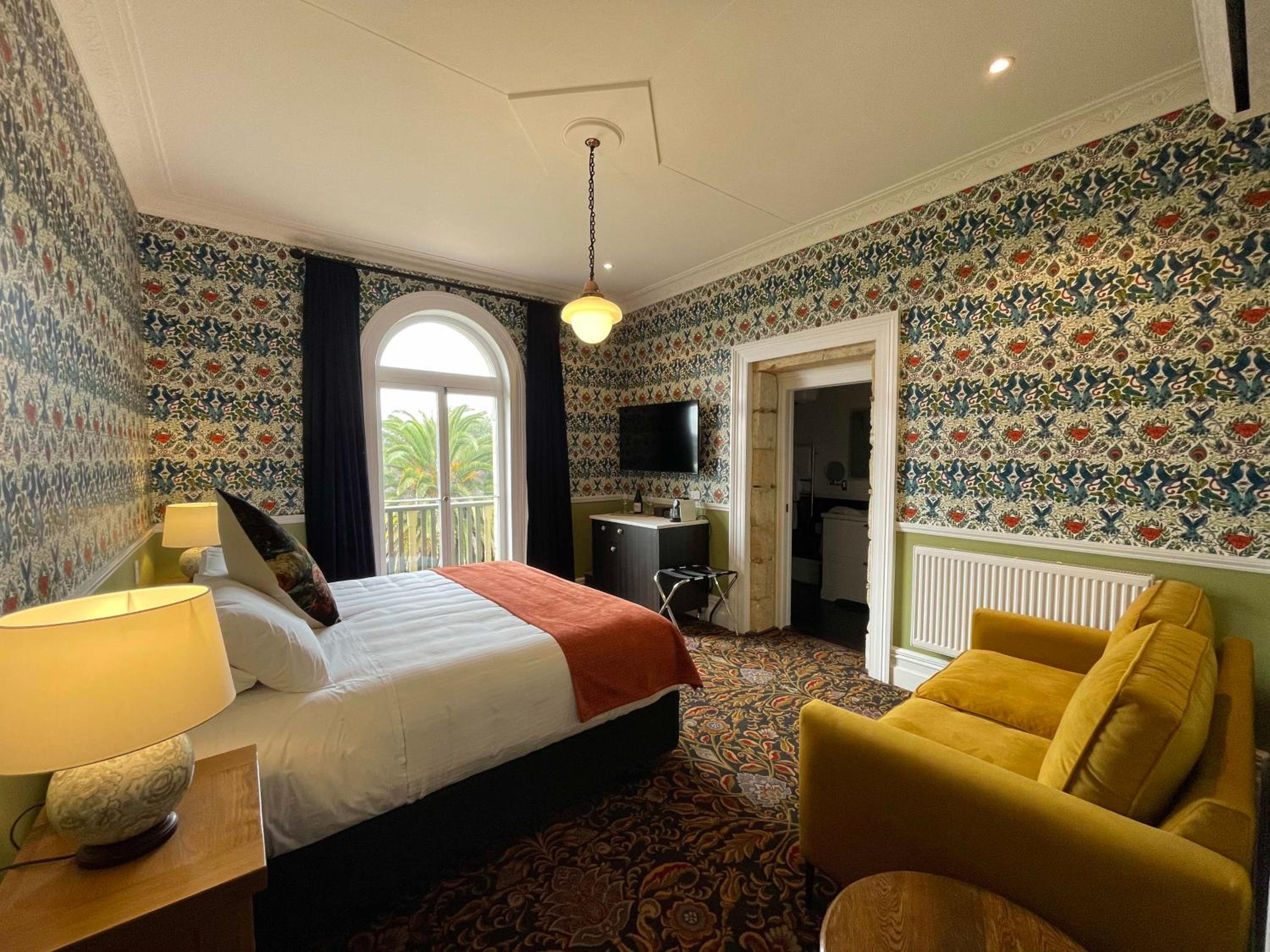 Deluxe Double or Twin Room with Balcony - Photo 30