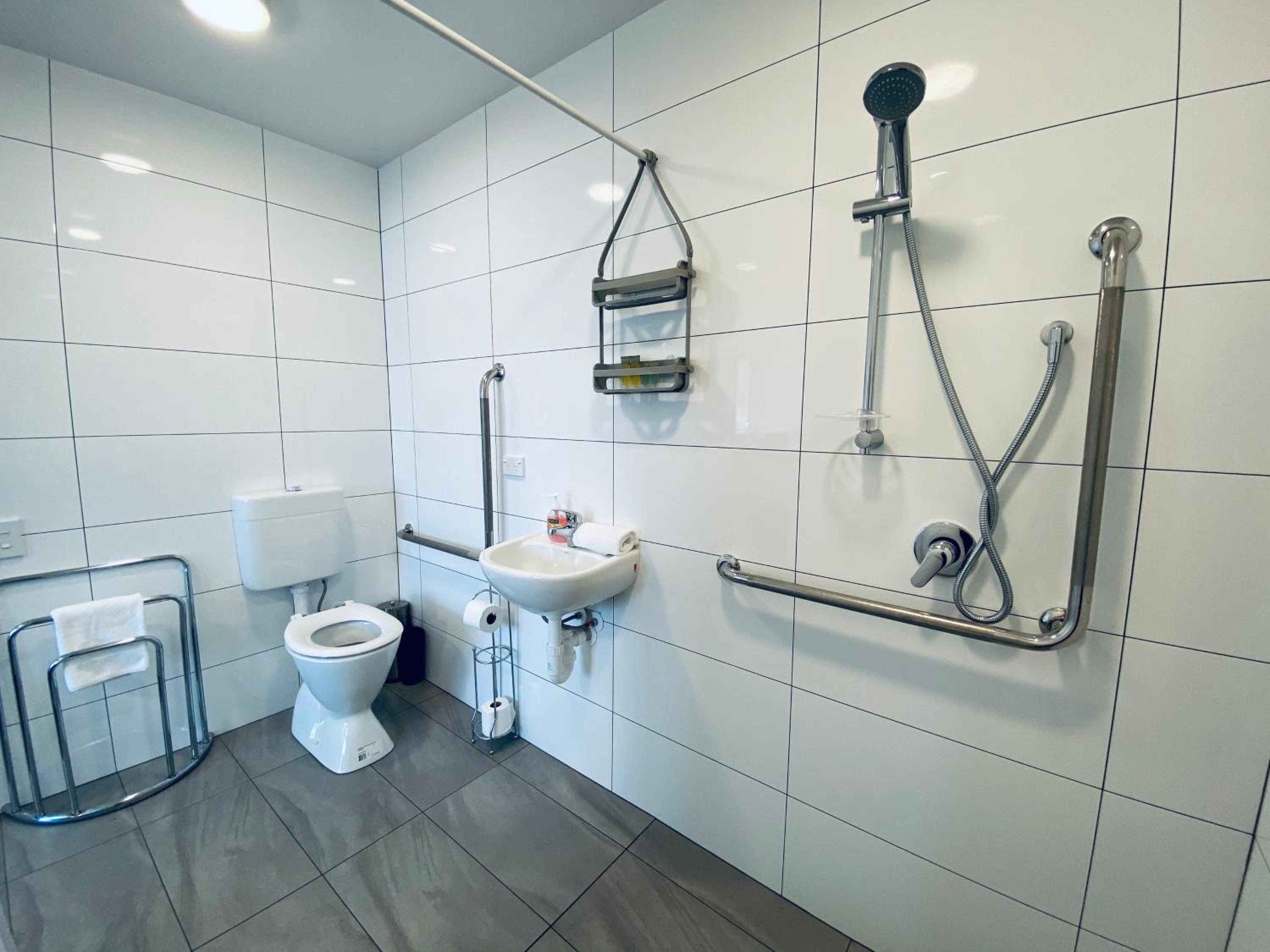 Studio Apartment - Photo 3