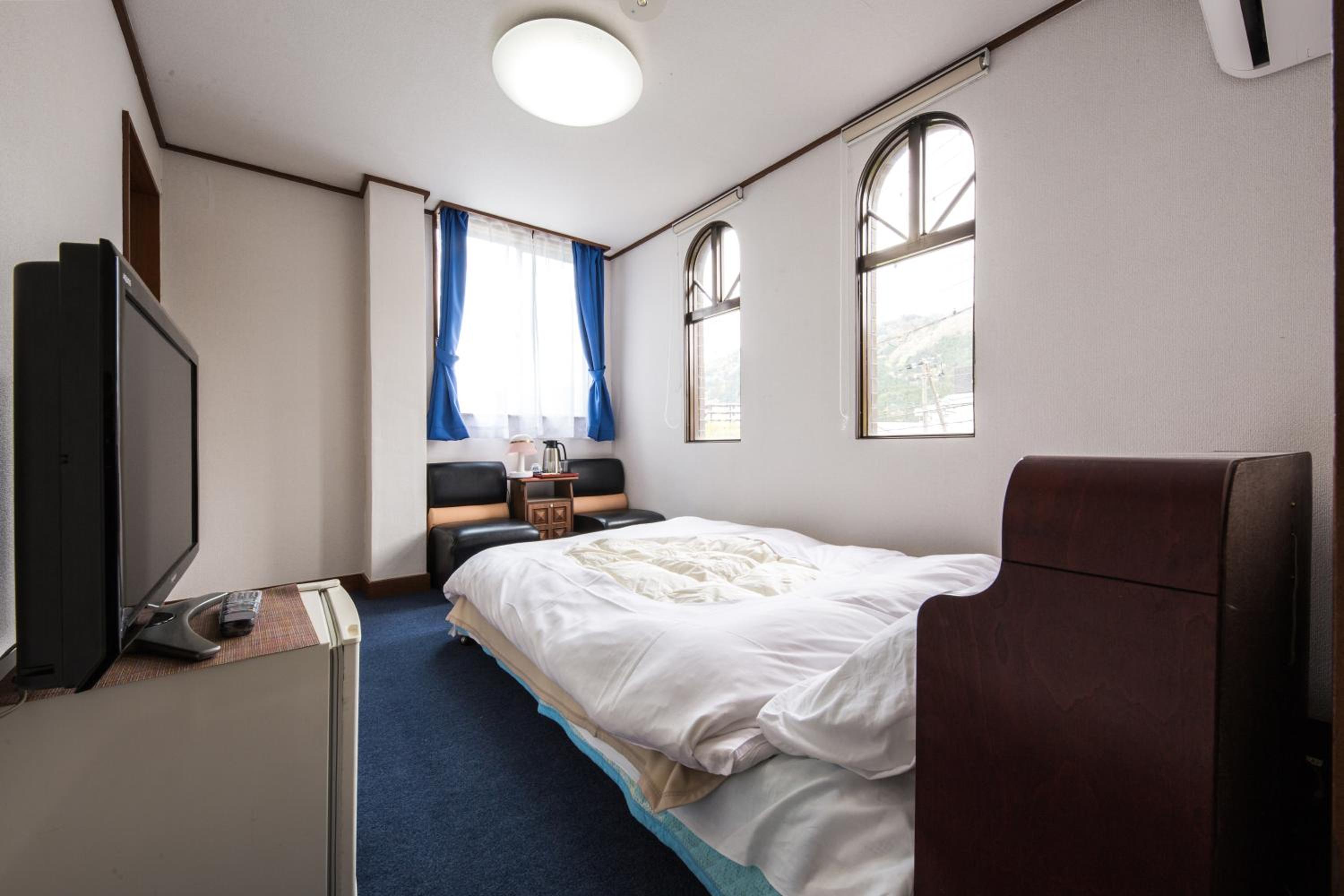 Double Room - Photo 1