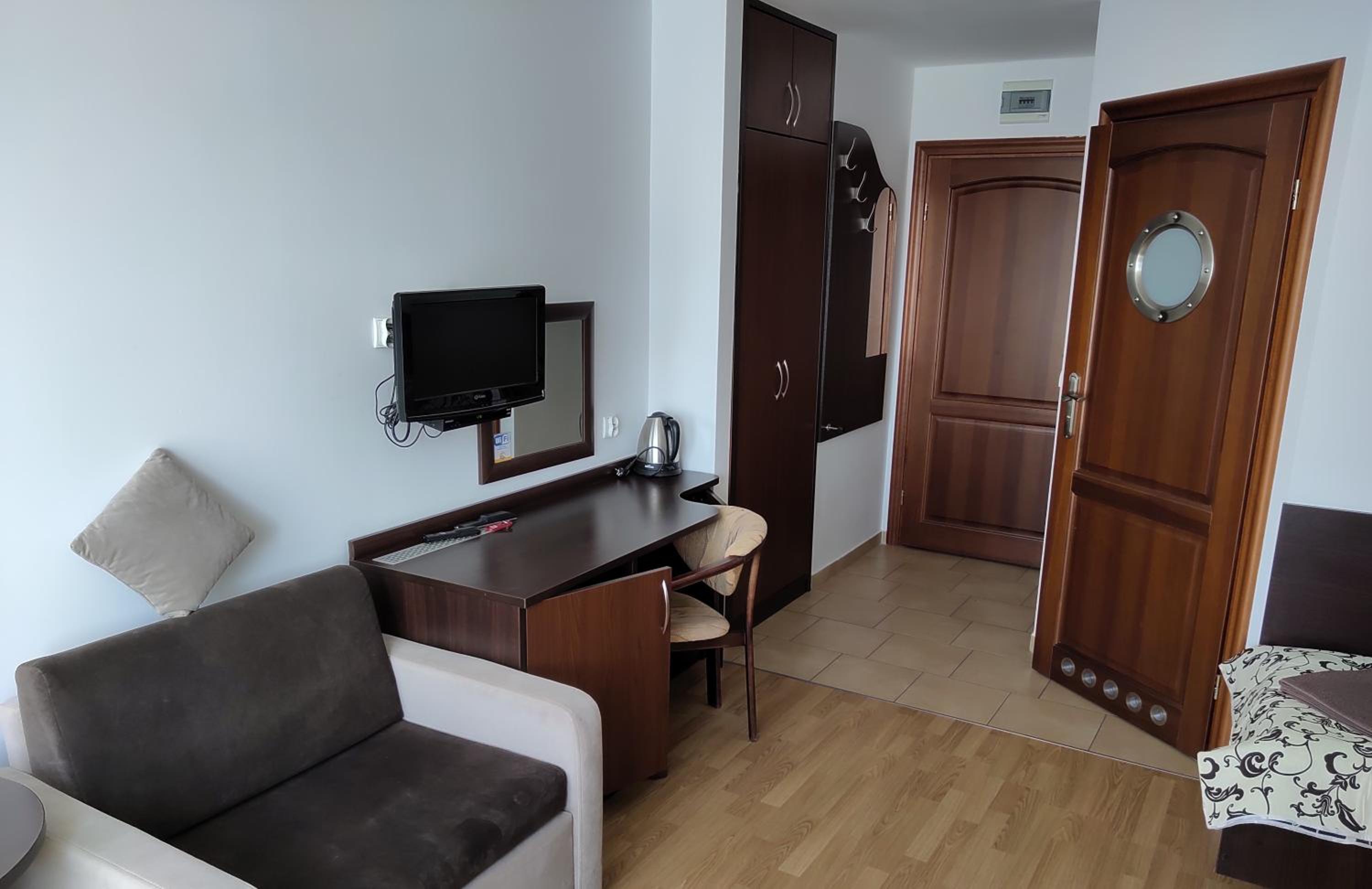 Triple Room with Balcony photo 1