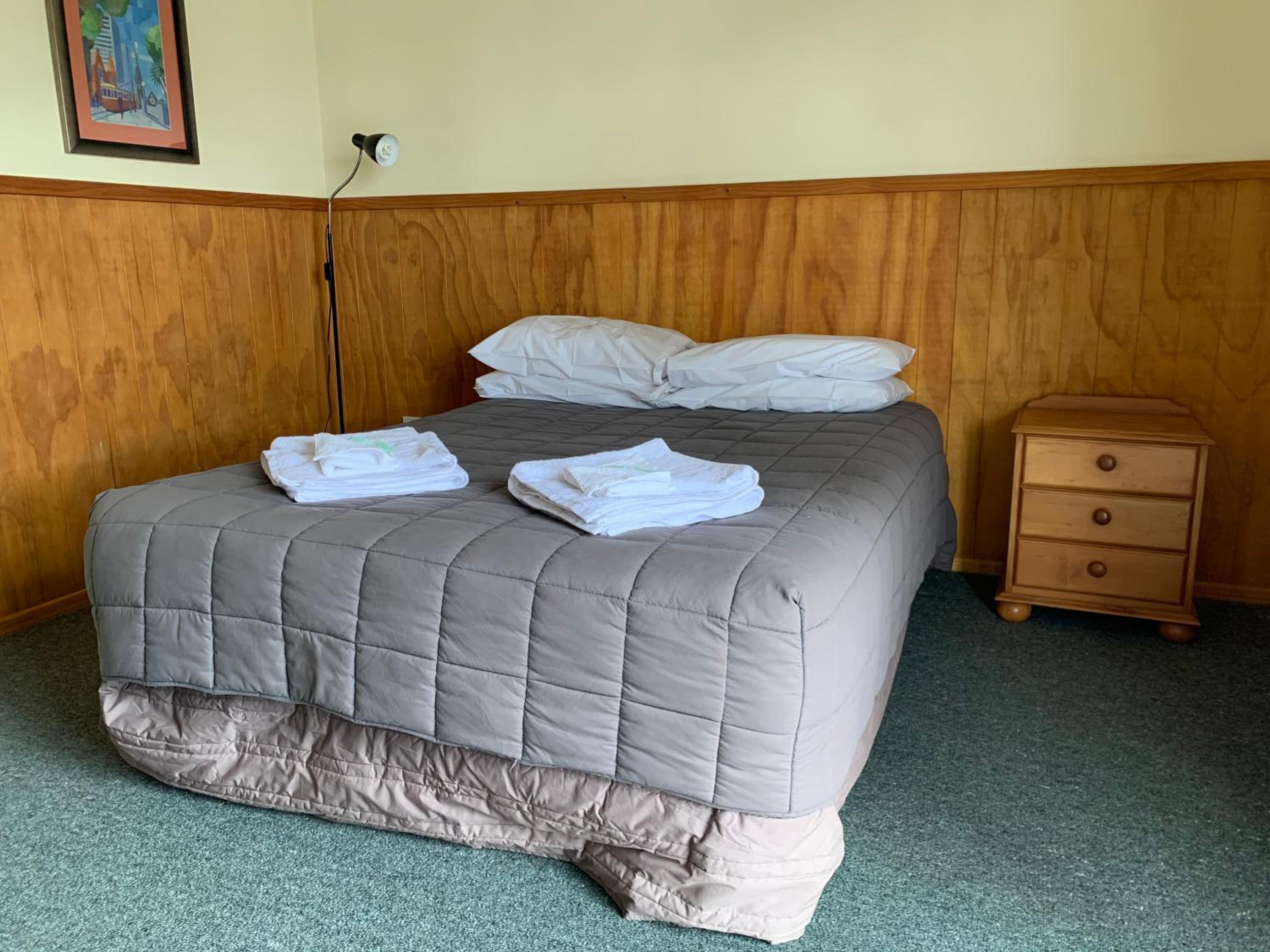 Deluxe Double Room with Shower - Photo 1