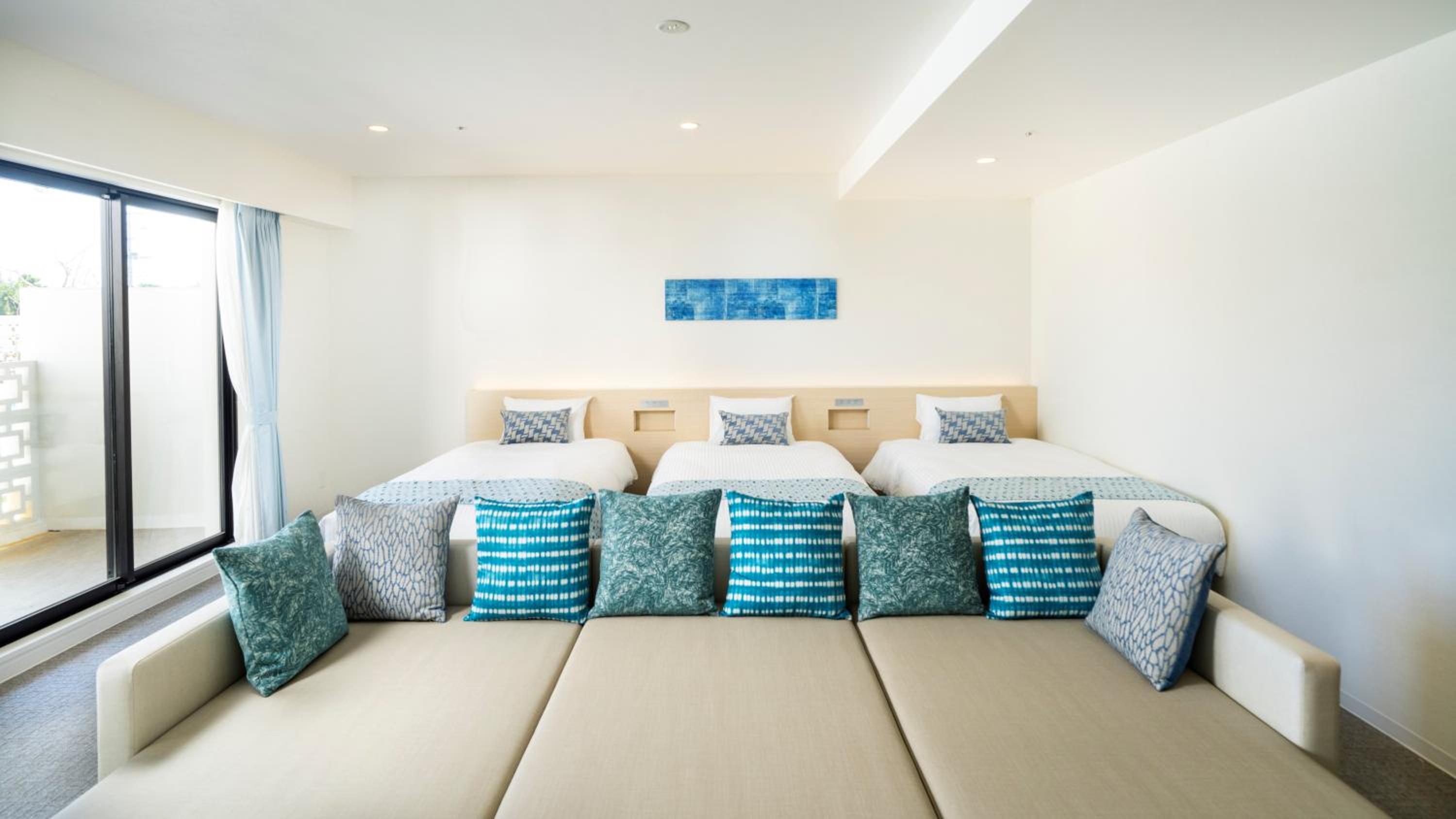 Deluxe Family Room - Photo 10