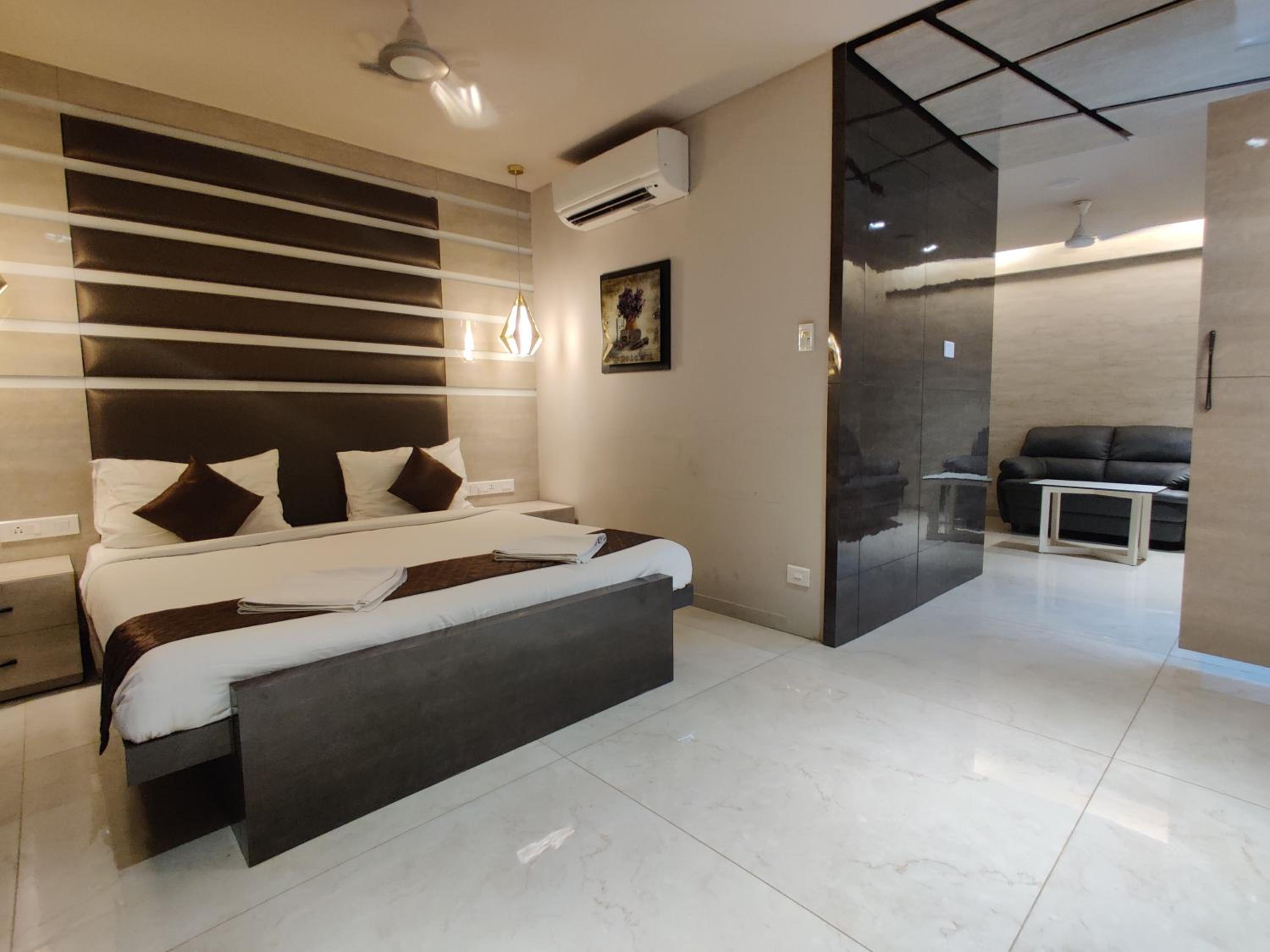 Queen Suite