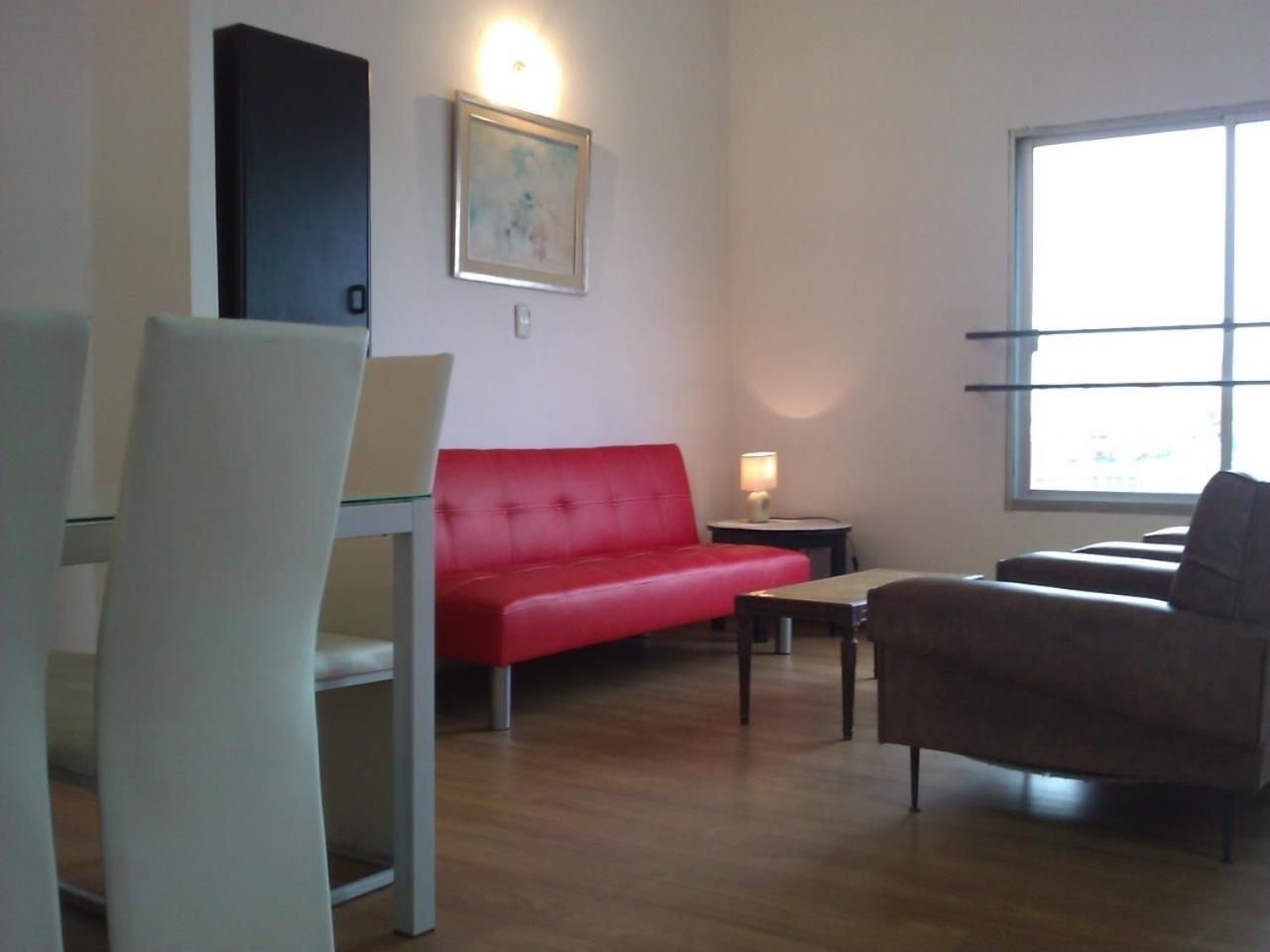 Apartment photo 3