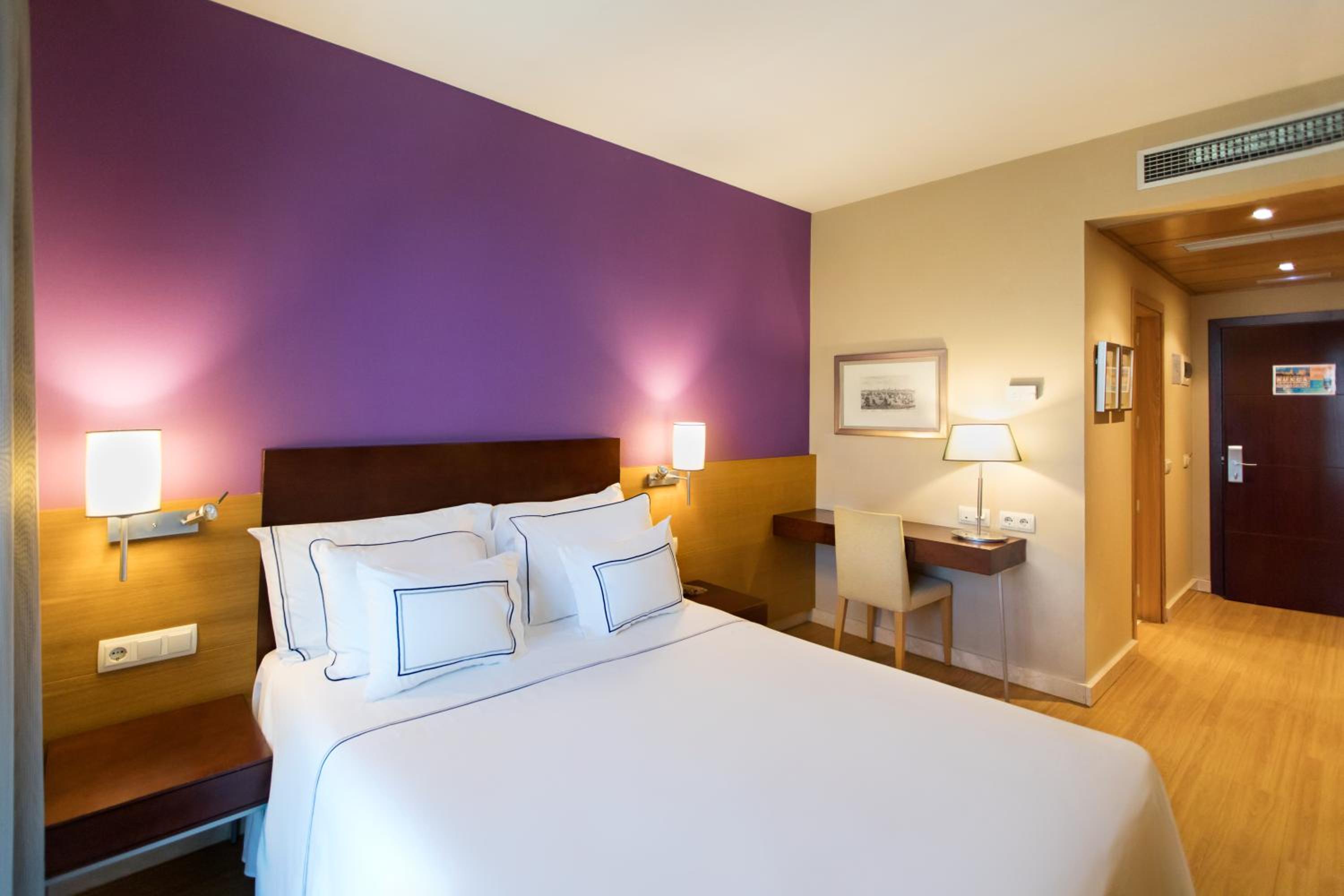 Double Room - Photo 3