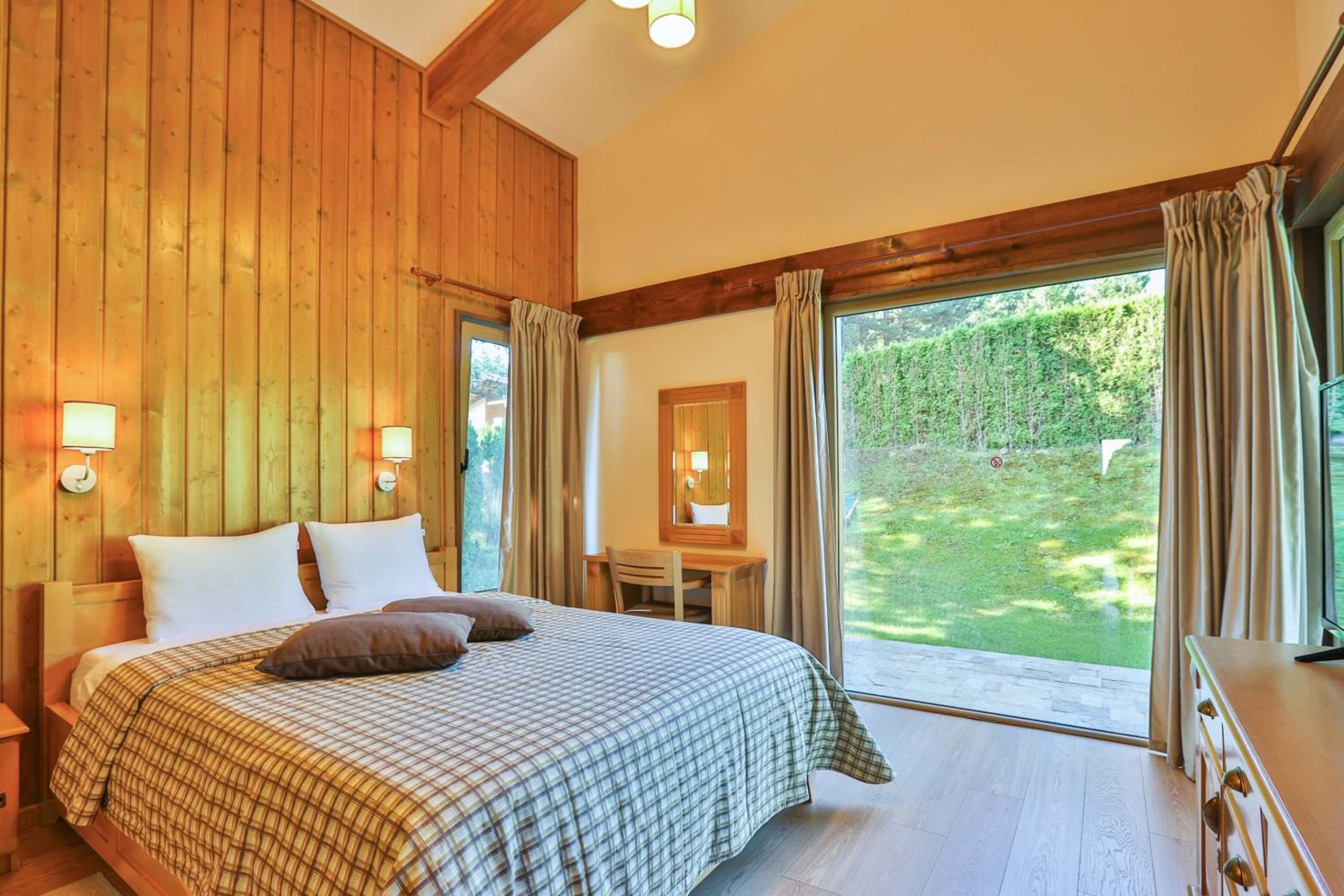 Malina Three-Bedroom Chalet - Photo 6
