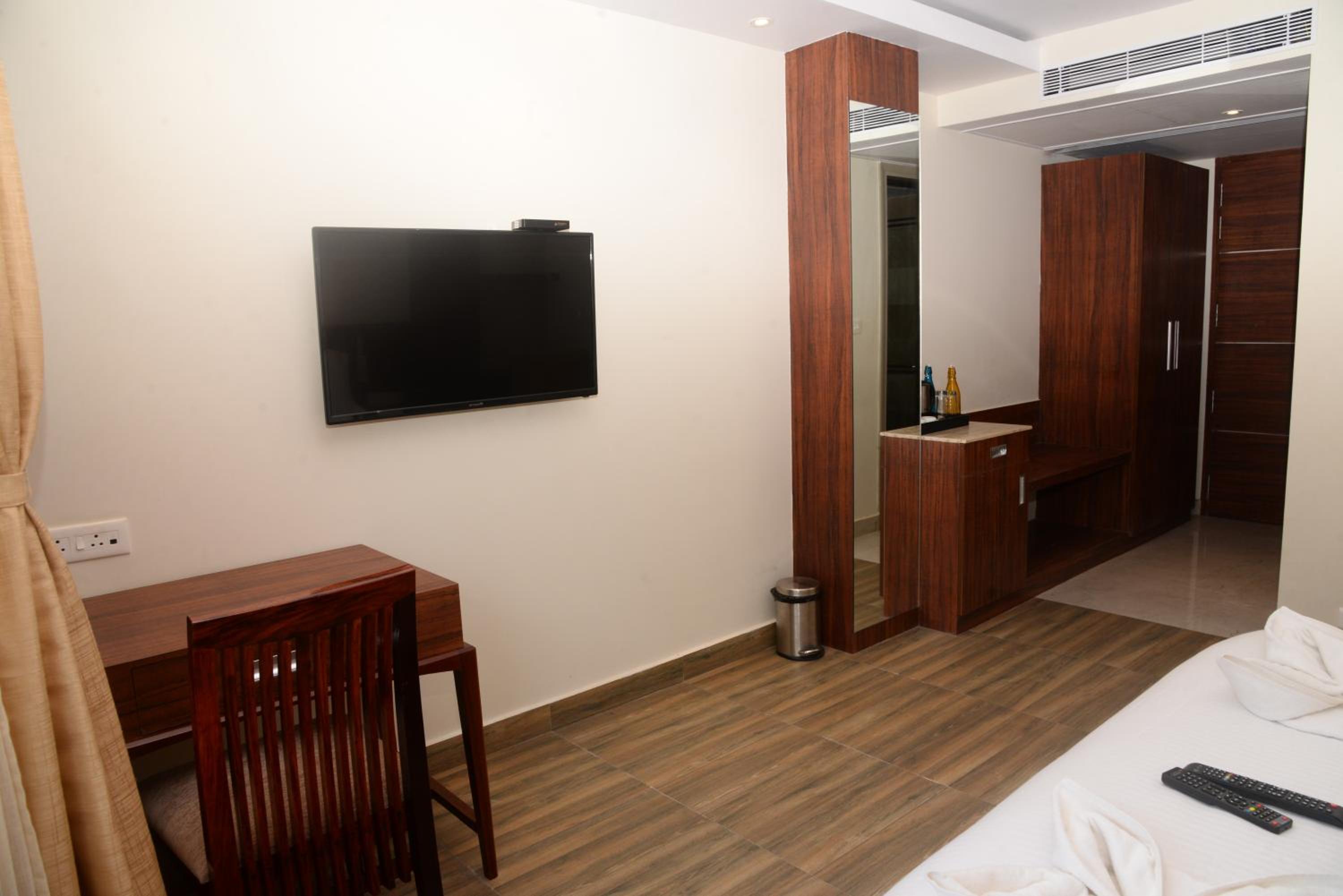 Deluxe Double Room photo 3