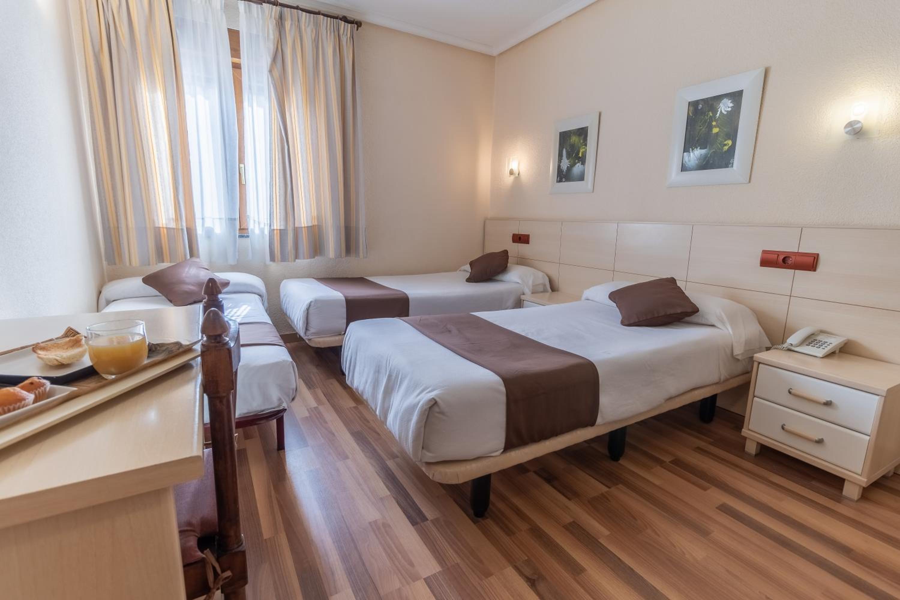 Habitación Doble con Cama Extra