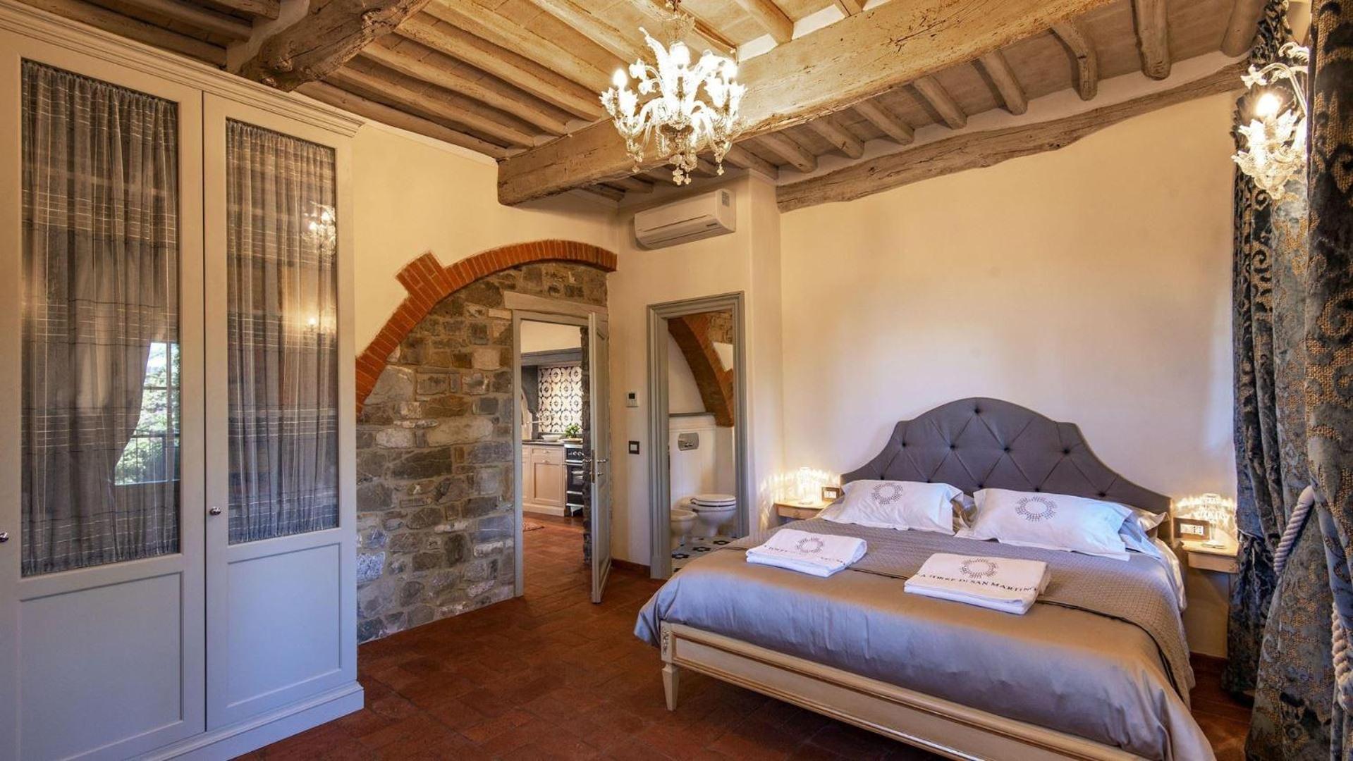Eight-Bedroom Villa