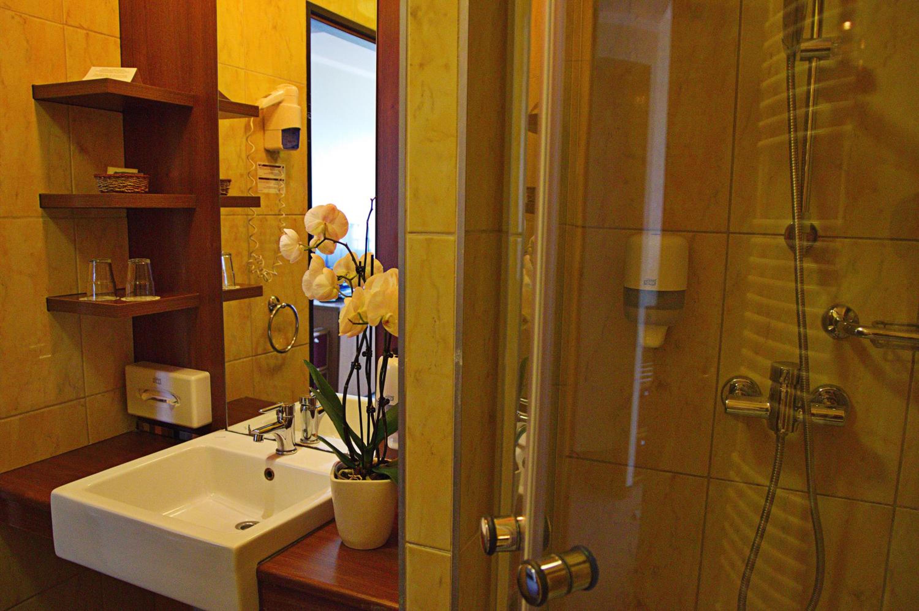 Standard Connecting Room with Balcony