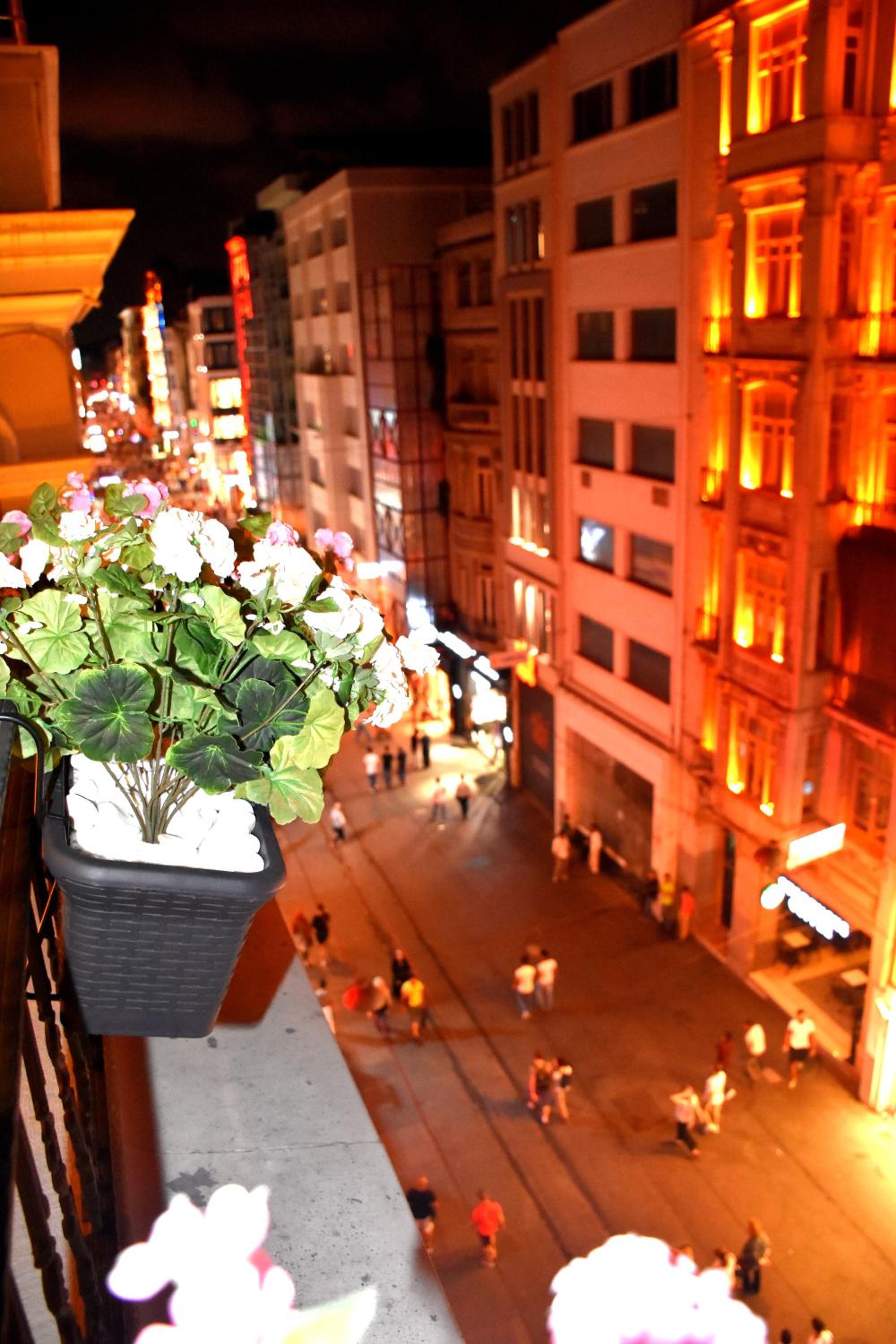 Deluxe Double Room with Istiklal view photo 2